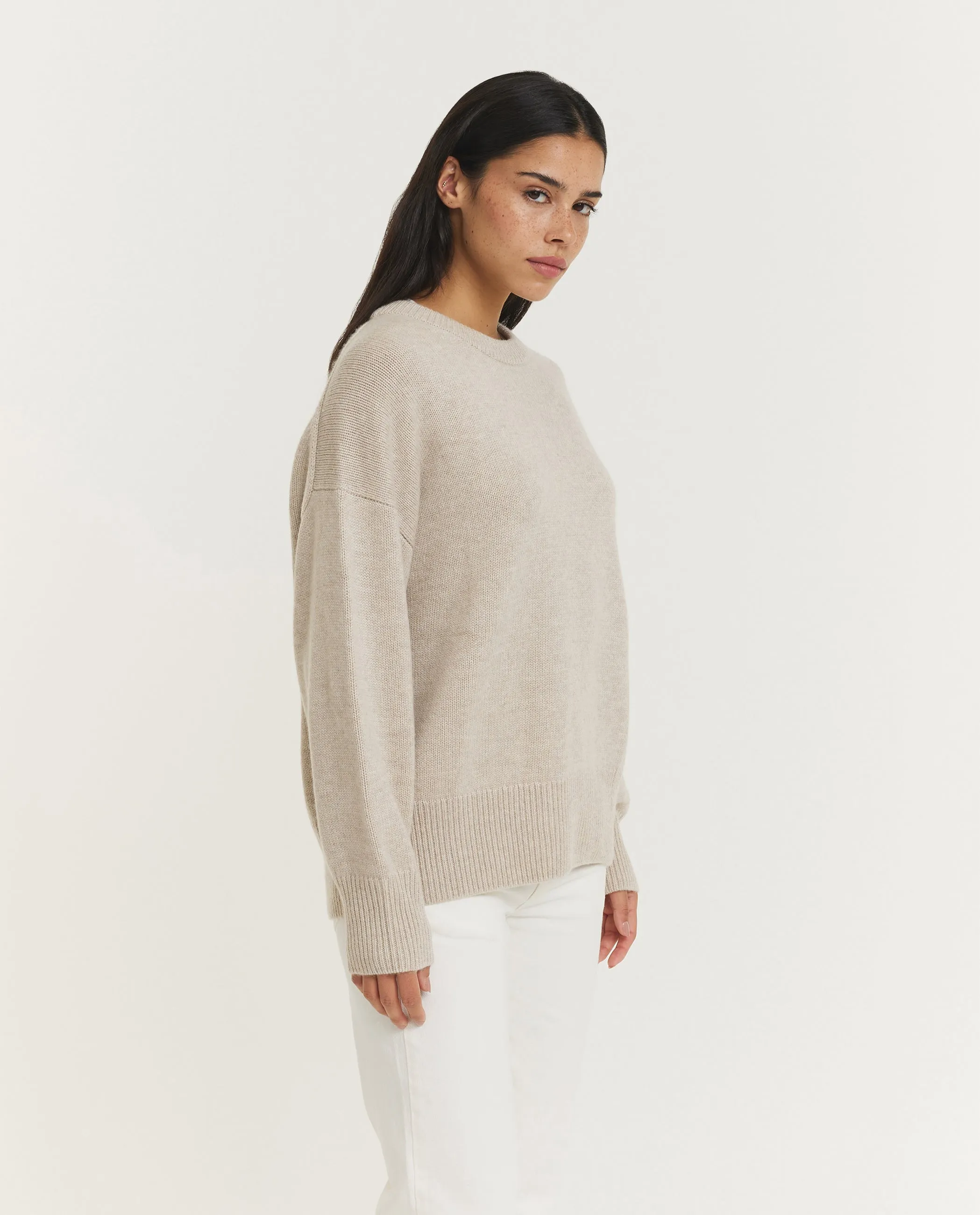 Cashmere Benita Trui - Lichtbruin sold by Pauw Amsterdam product image thumbnail 4