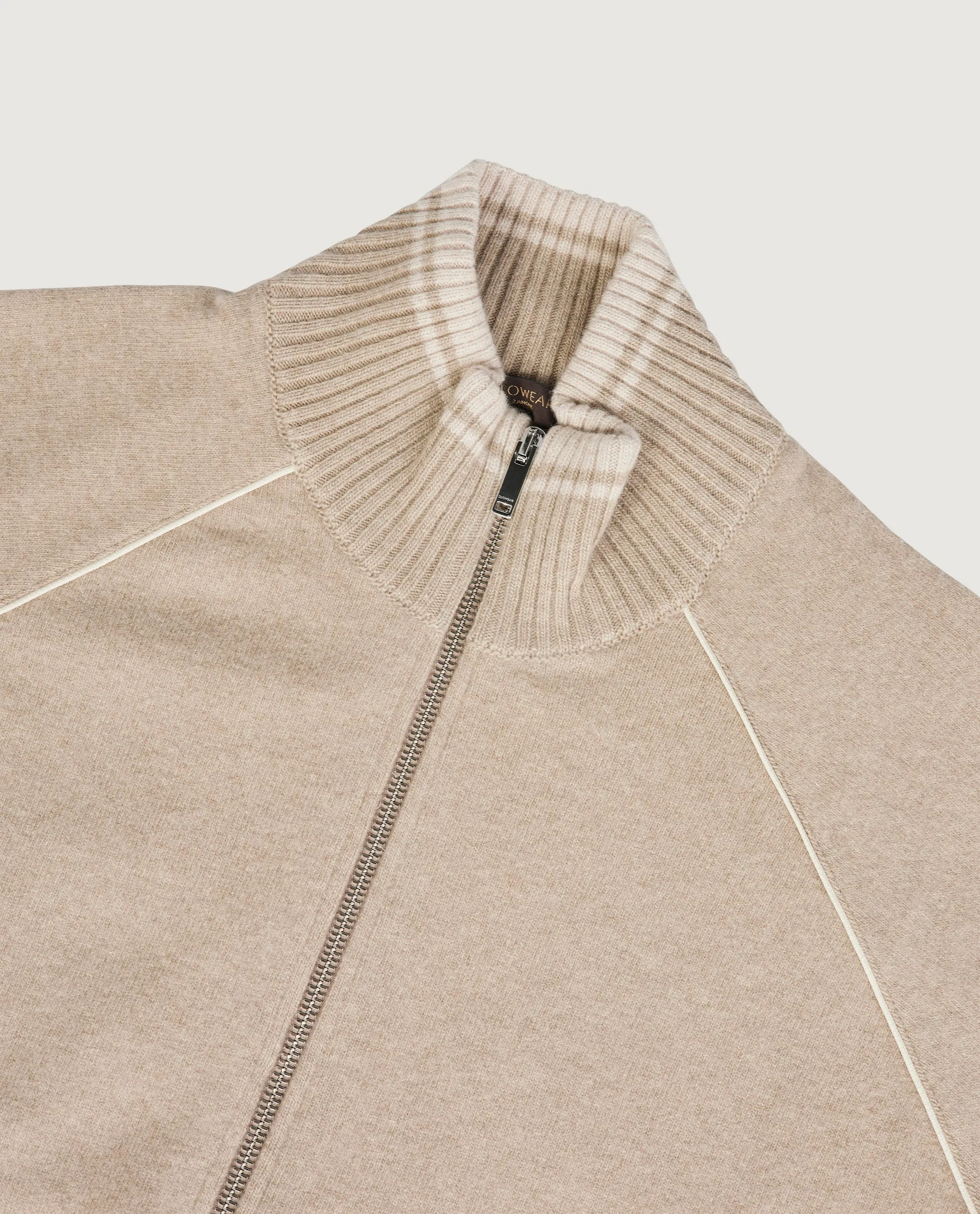 Wol Cashmere Raglan Vest - Lichtbruin sold by Pauw Amsterdam product image thumbnail 2