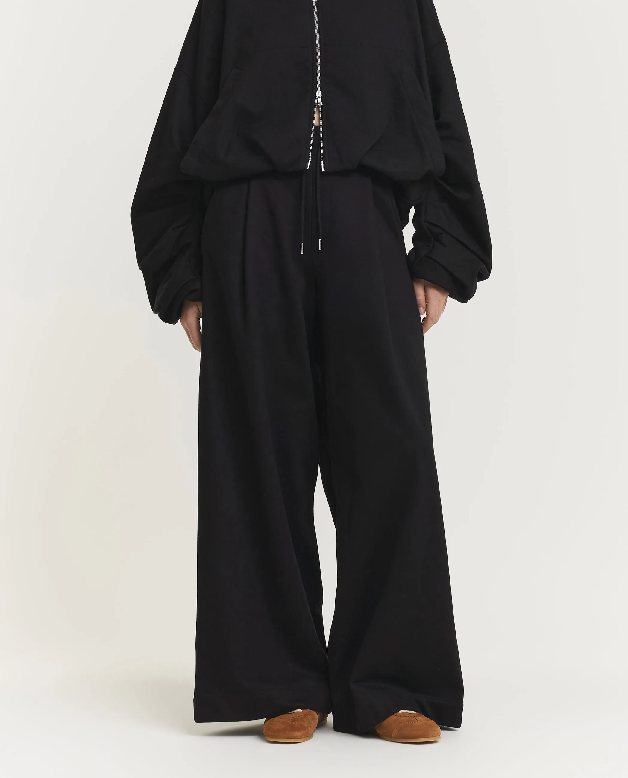 Wijde Katoenen Jogger - Zwart sold by Pauw Amsterdam product image thumbnail 2