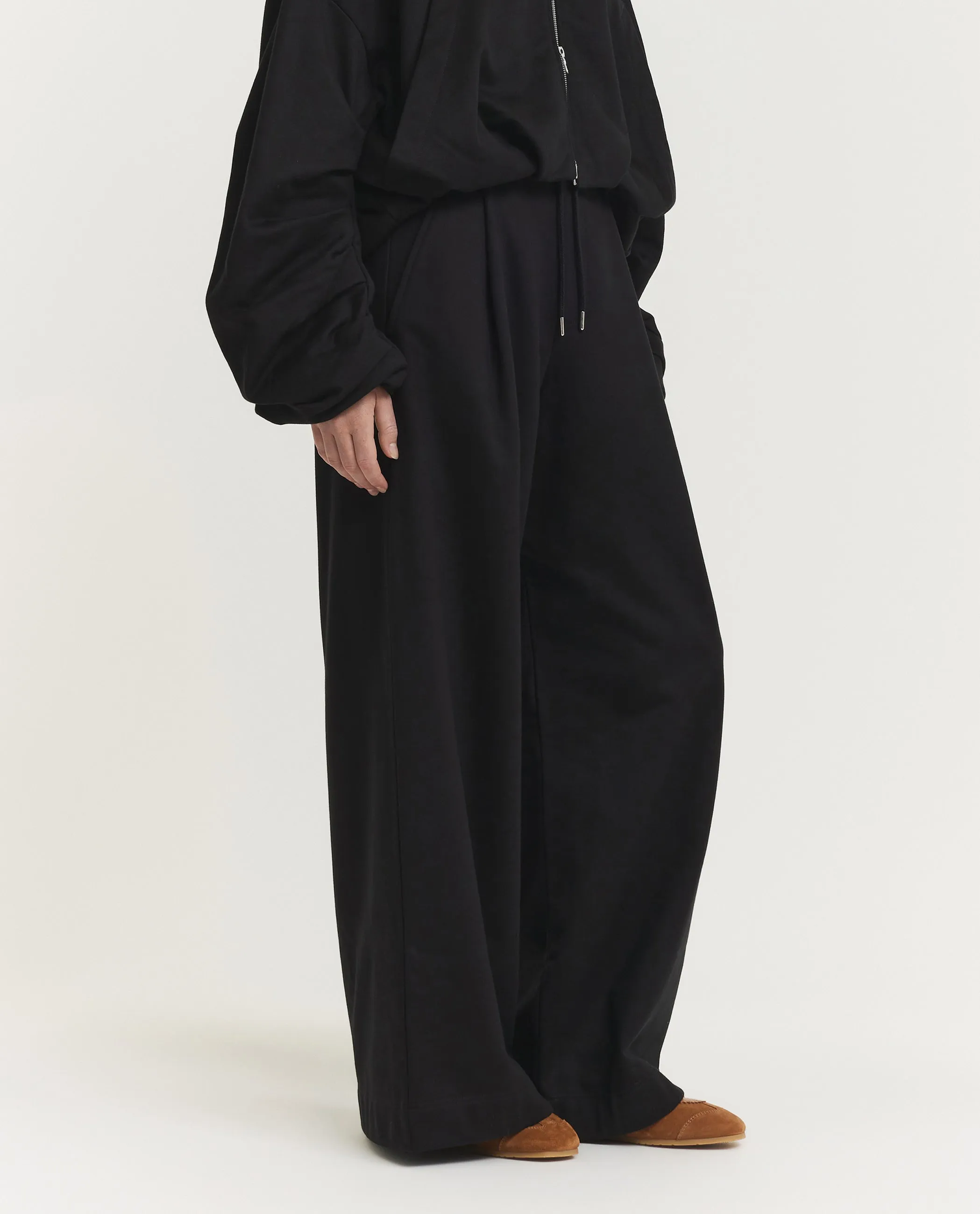 Wijde Katoenen Jogger - Zwart sold by Pauw Amsterdam product image thumbnail 3