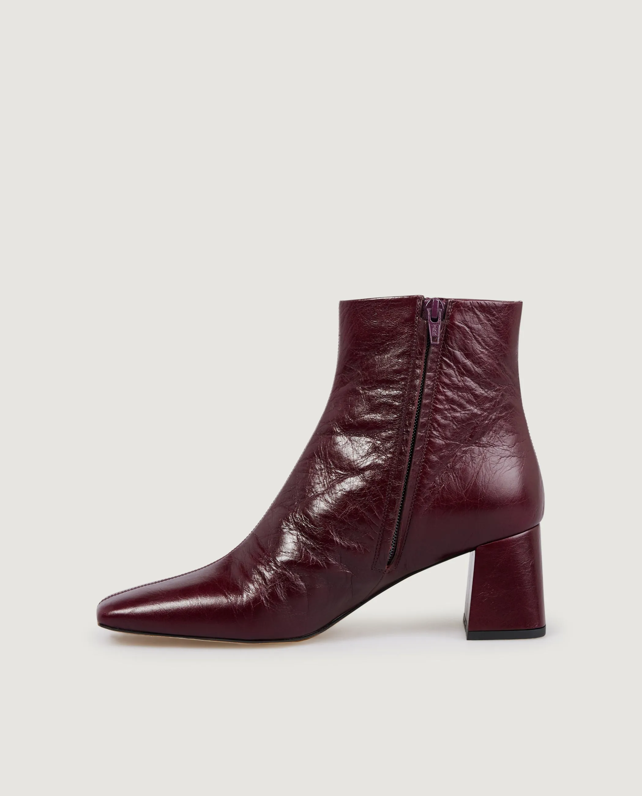 Heeled Patent Leren Enkel Laarzen - Rood sold by Pauw Amsterdam product image thumbnail 3