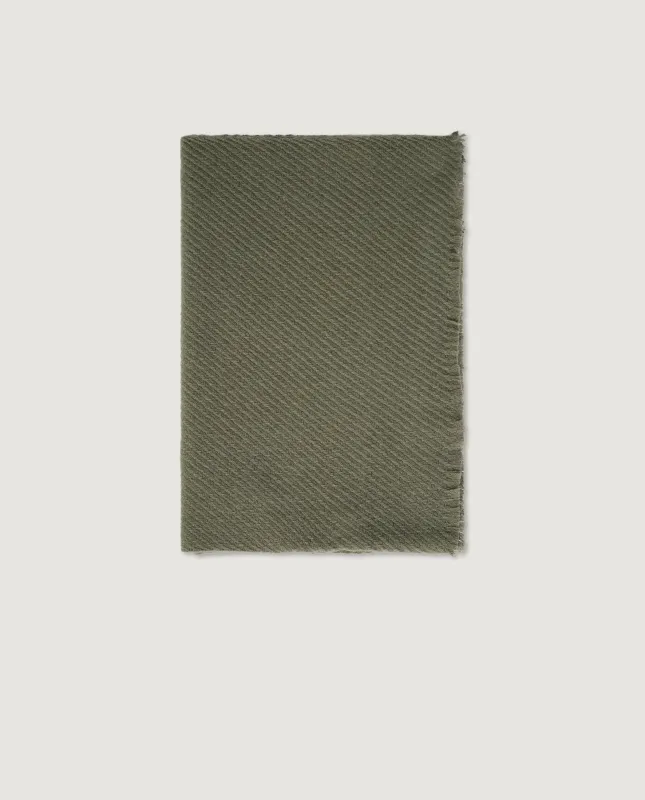 Twill Cashmere Shawl - Groen sold by Pauw Amsterdam