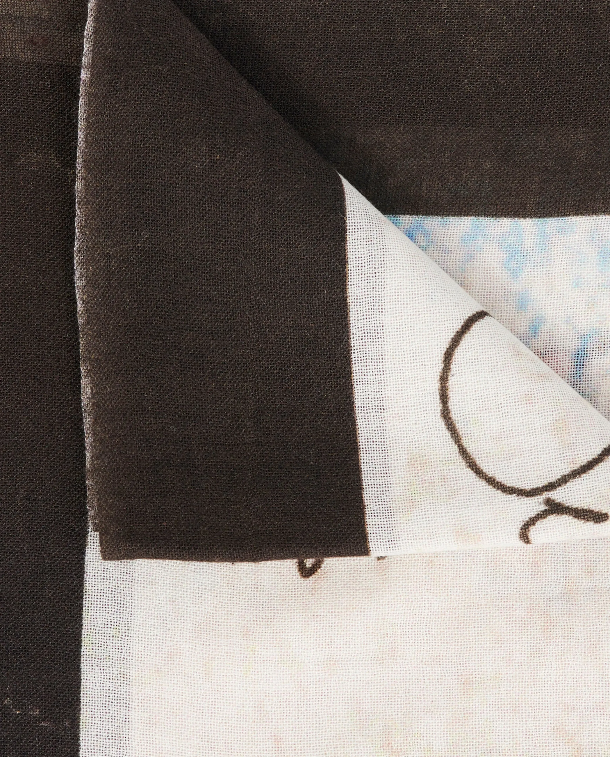 Cashmere Shawl - Bruin sold by Pauw Amsterdam product image thumbnail 2