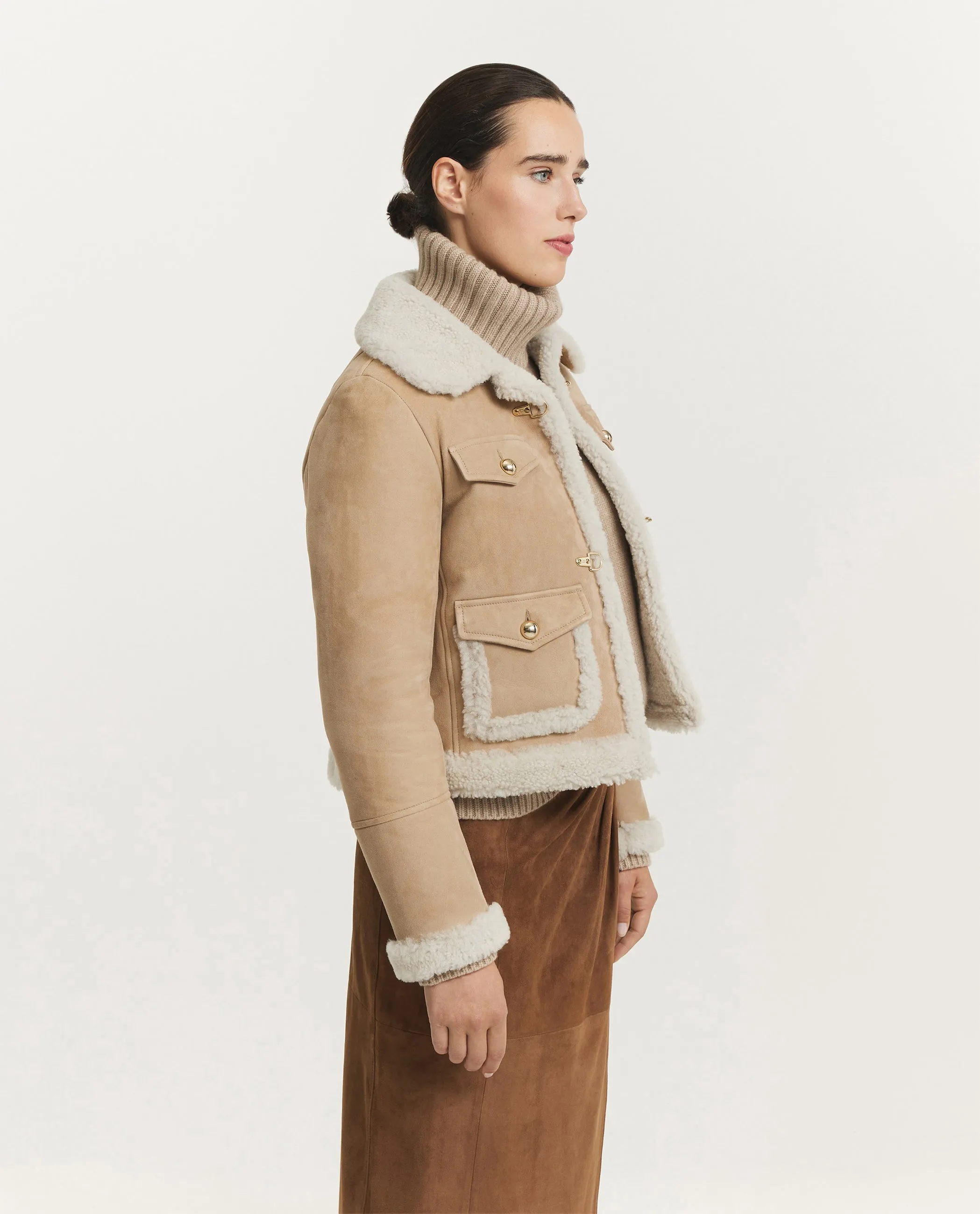 Cropped Shearling Jasje - Lichtbruin sold by Pauw Amsterdam product image thumbnail 4