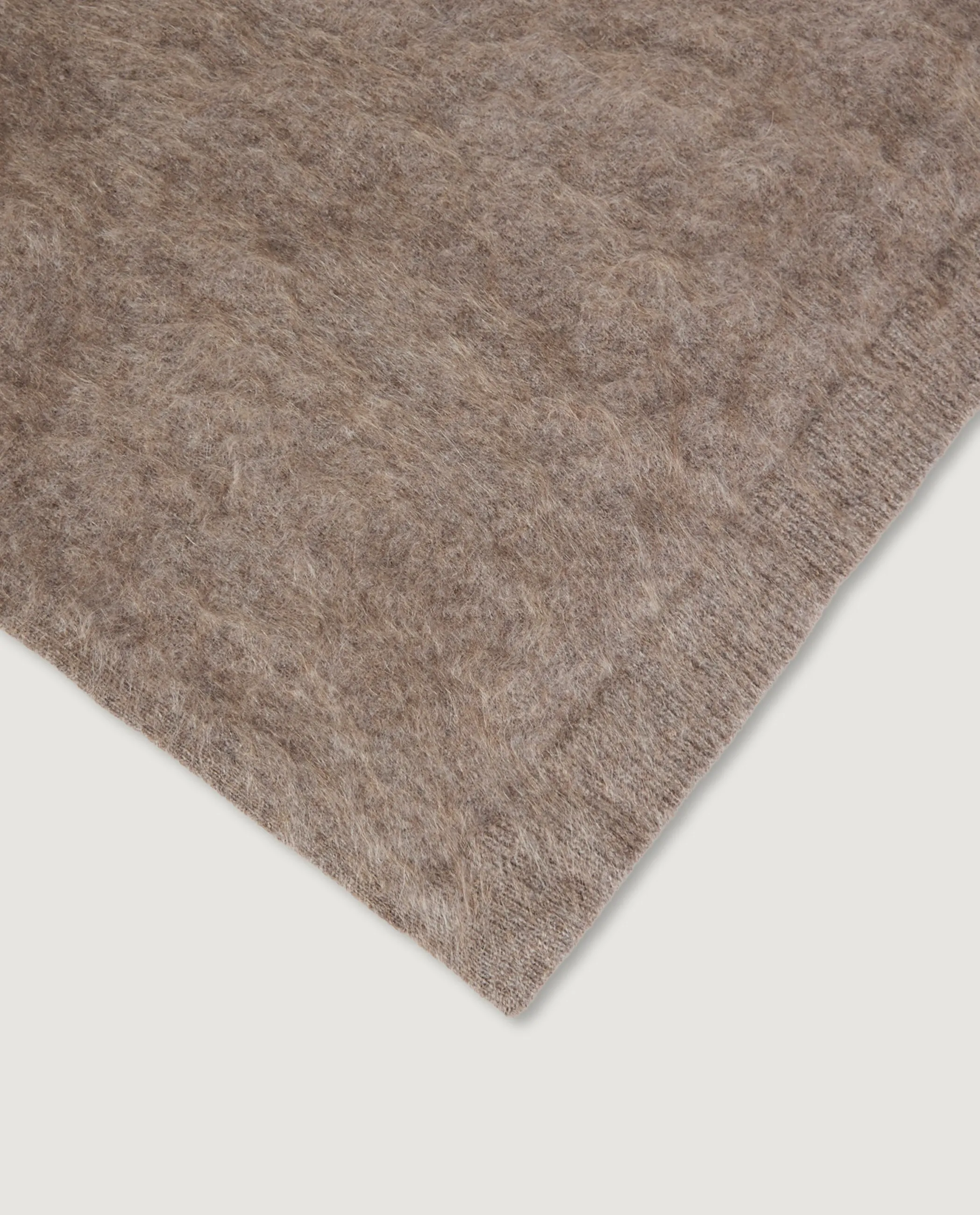 Brushed Cashmere Shawl - Lichtbruin sold by Pauw Amsterdam product image thumbnail 3