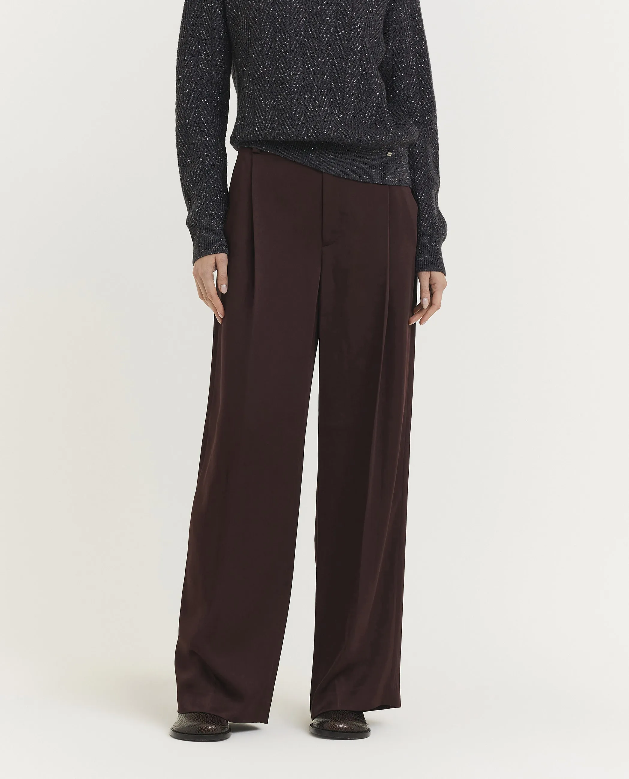 Wijde Geplooide Pantalon - Paars sold by Pauw Amsterdam product image thumbnail 2