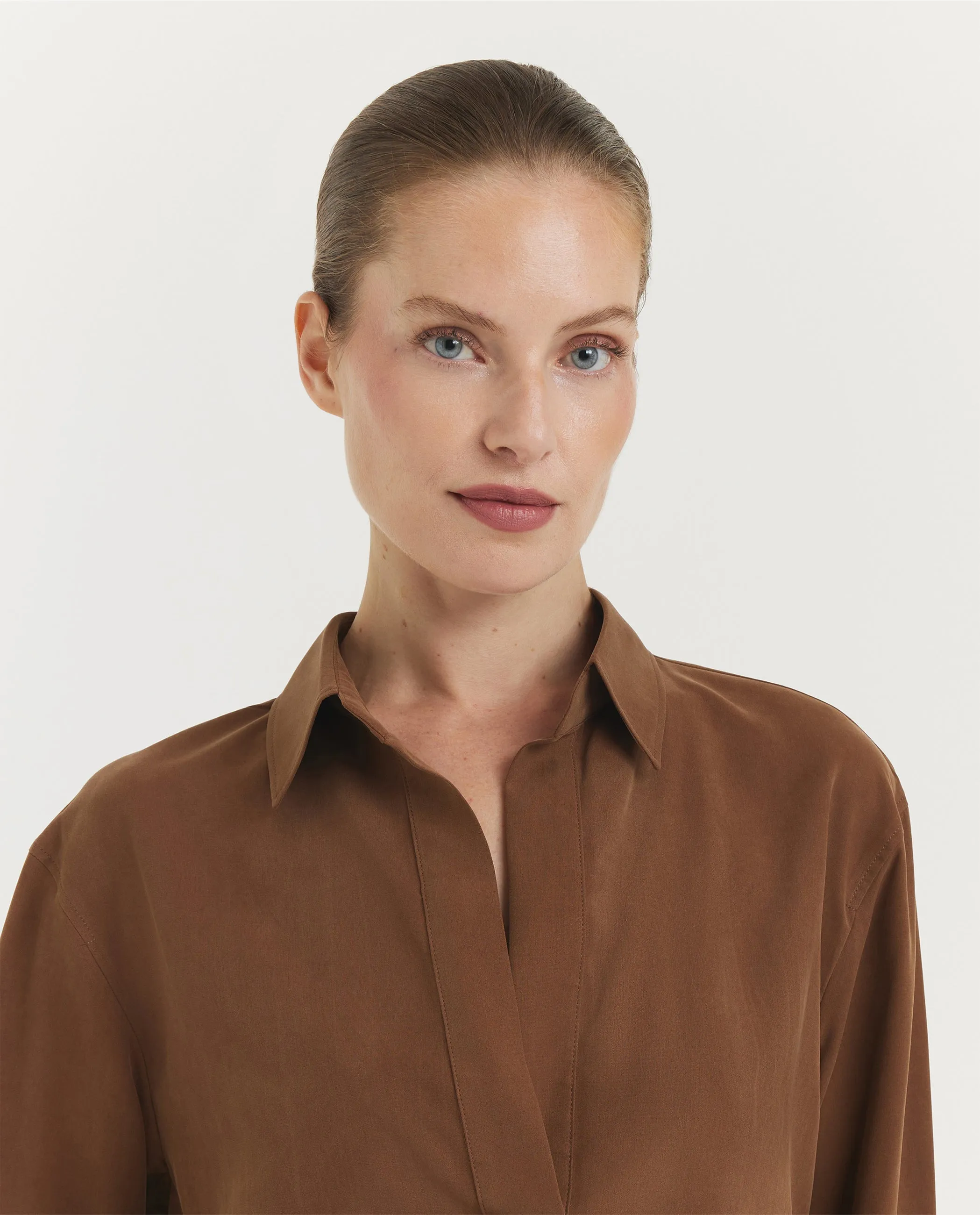 Zijden Mirko Blouse - Bruin sold by Pauw Amsterdam product image thumbnail 2
