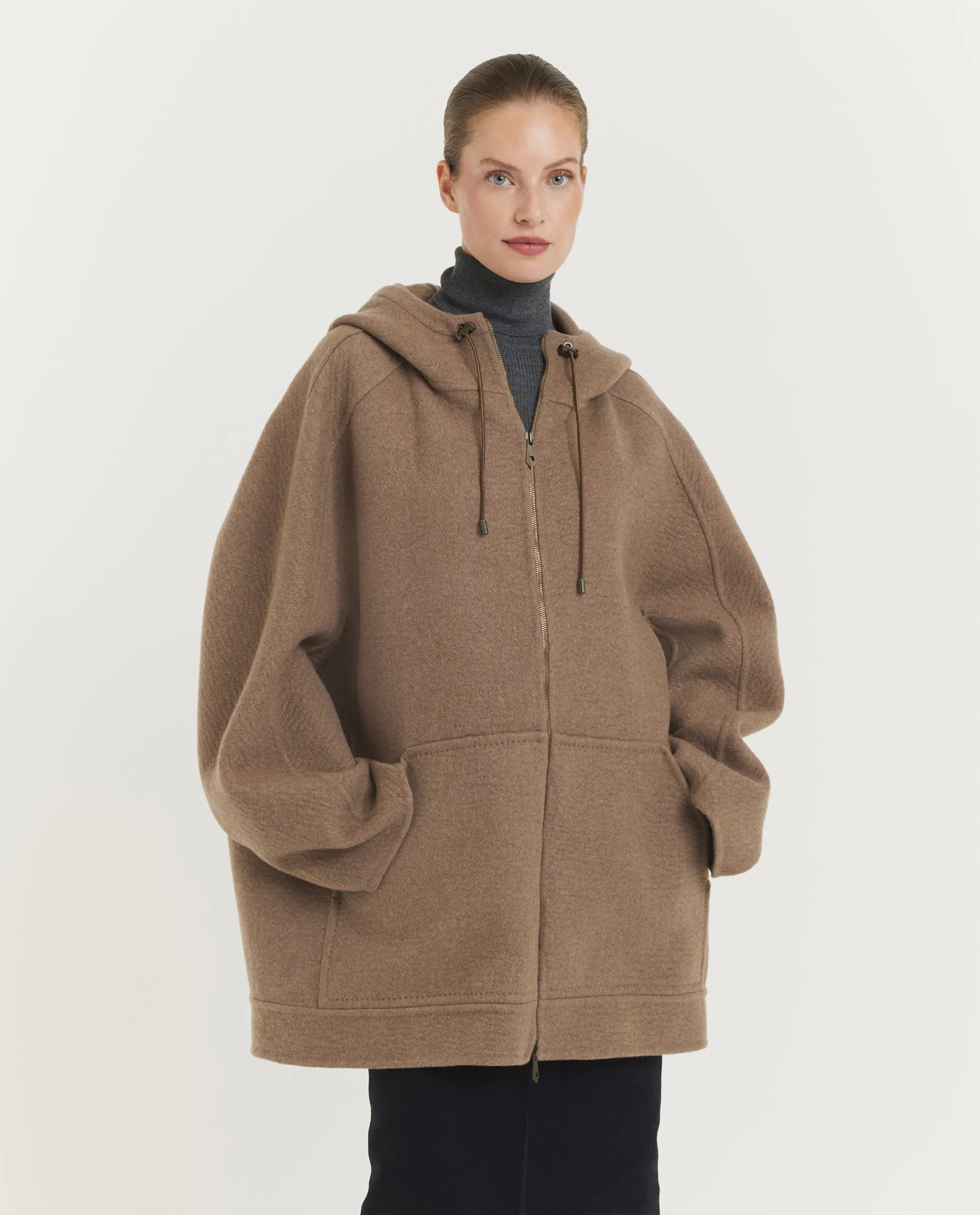 Cashmere Gradi Sweatshirt Jas - Lichtbruin sold by Pauw Amsterdam