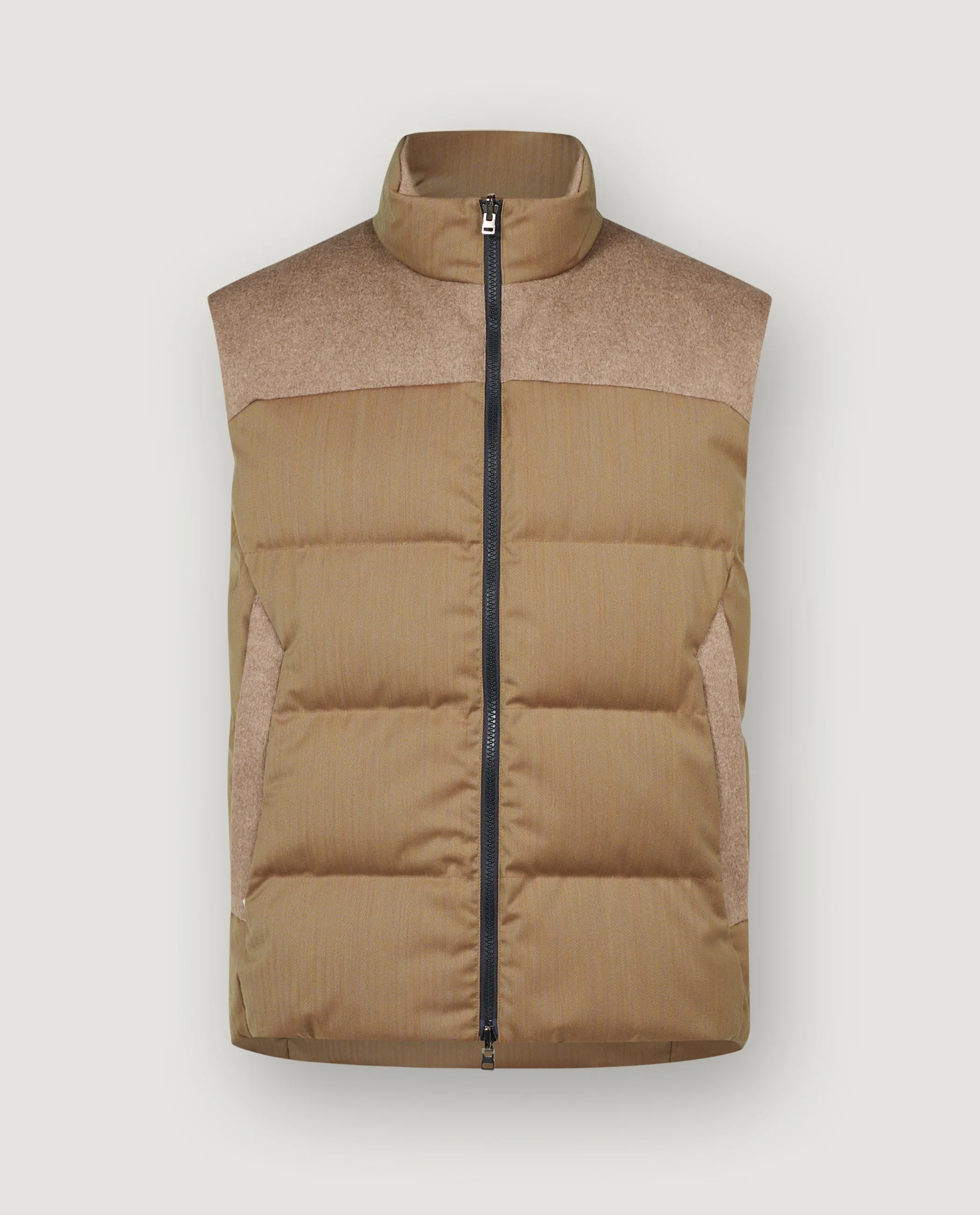 Omkeerbare Dons Bodywarmer - Lichtbruin sold by Pauw Amsterdam