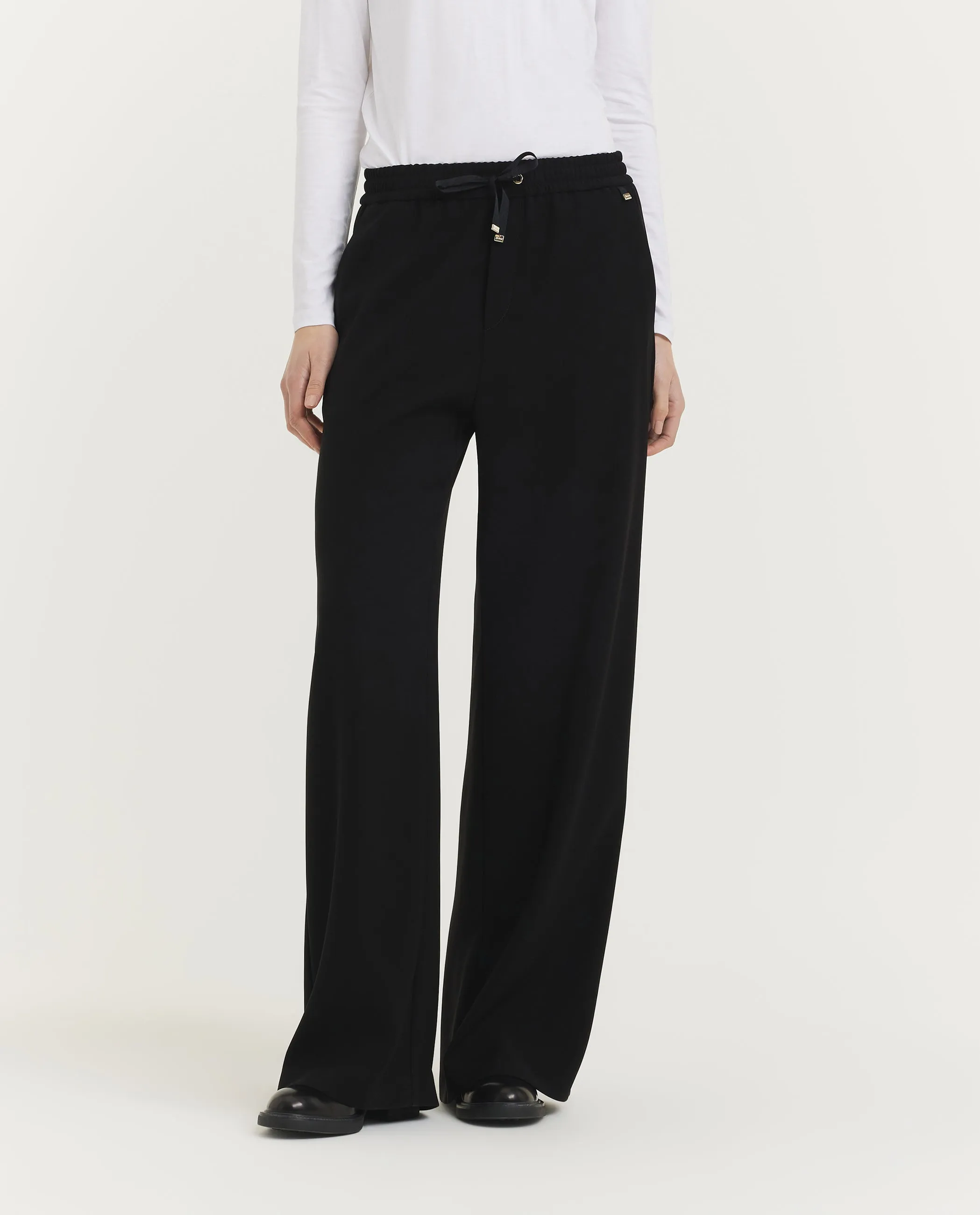 Matte Crepe Satin Broek - Zwart sold by Pauw Amsterdam product image thumbnail 2