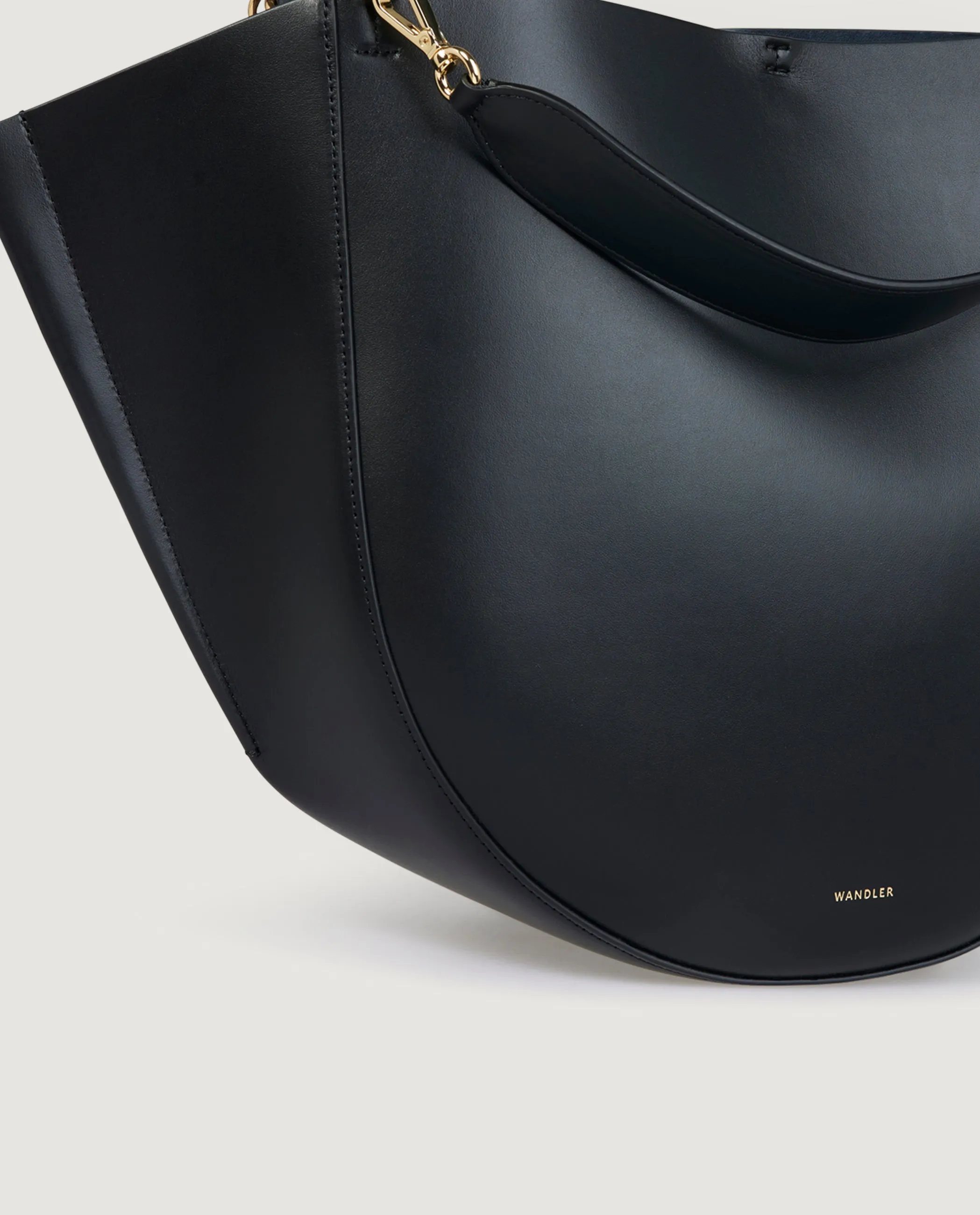 Hortensia Tote Bag - Zwart sold by Pauw Amsterdam product image thumbnail 2