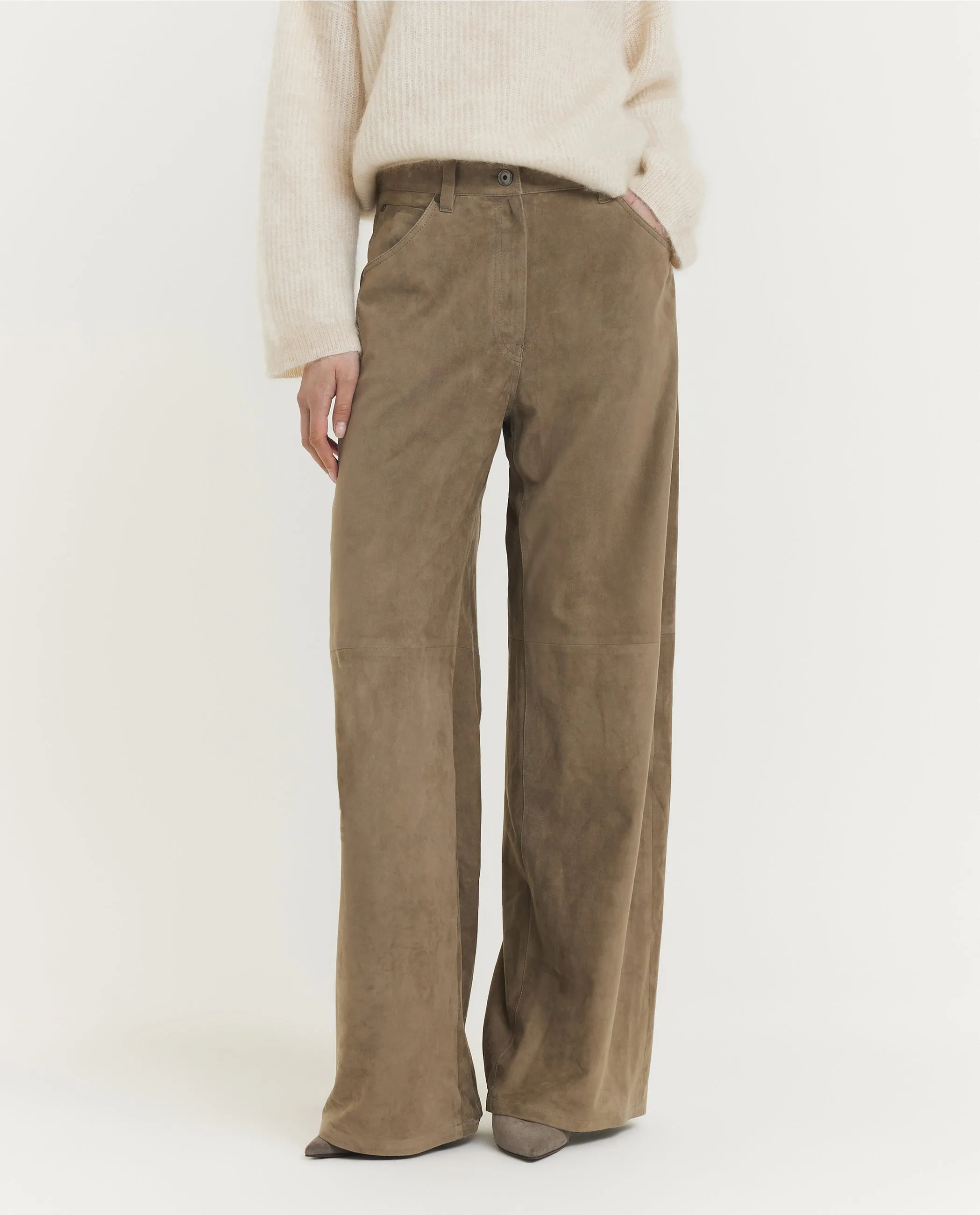 Rechte Suède Broek sold by Pauw Amsterdam product image thumbnail 2