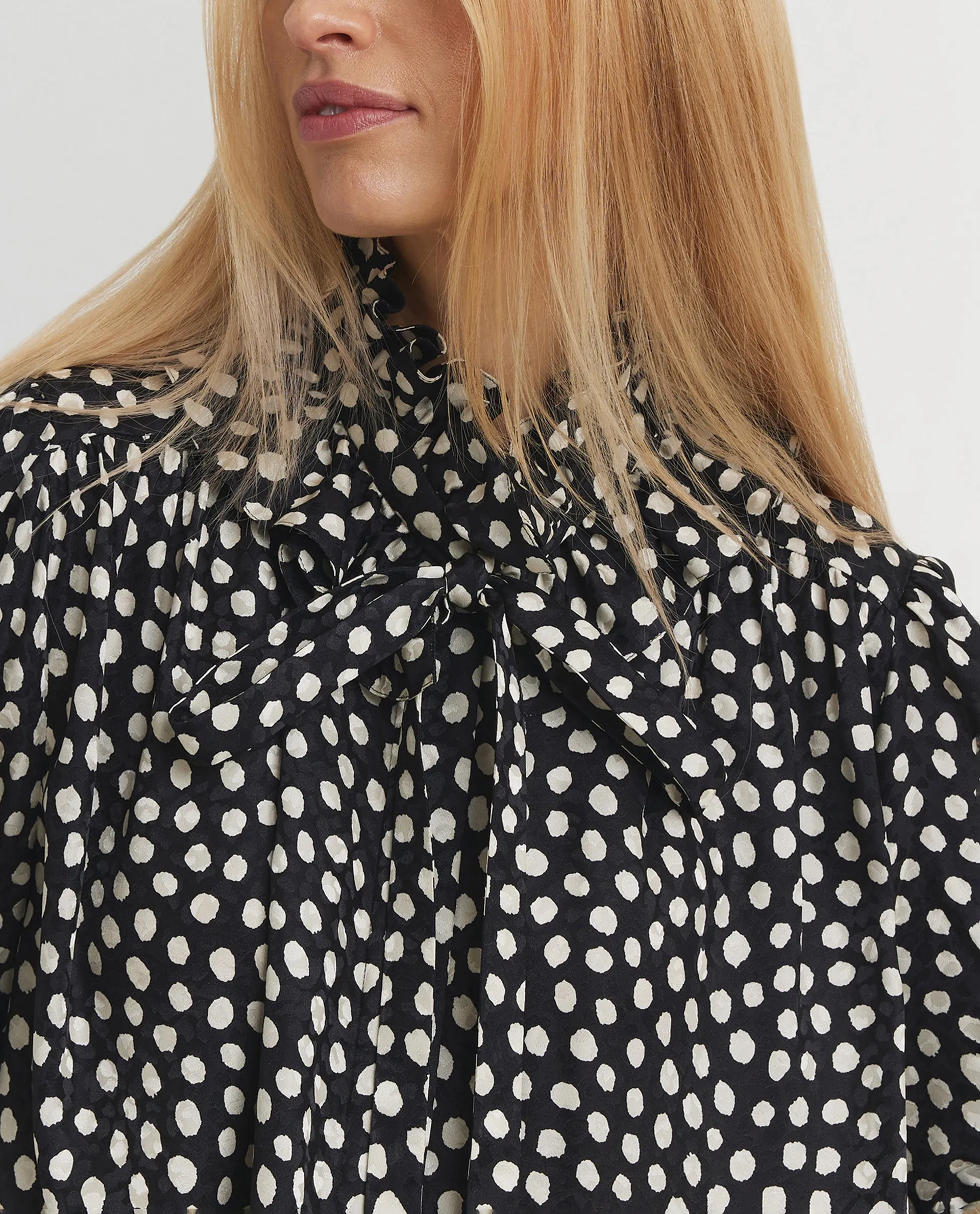 Maxi Zijden Blouse sold by Pauw Amsterdam product image thumbnail 2