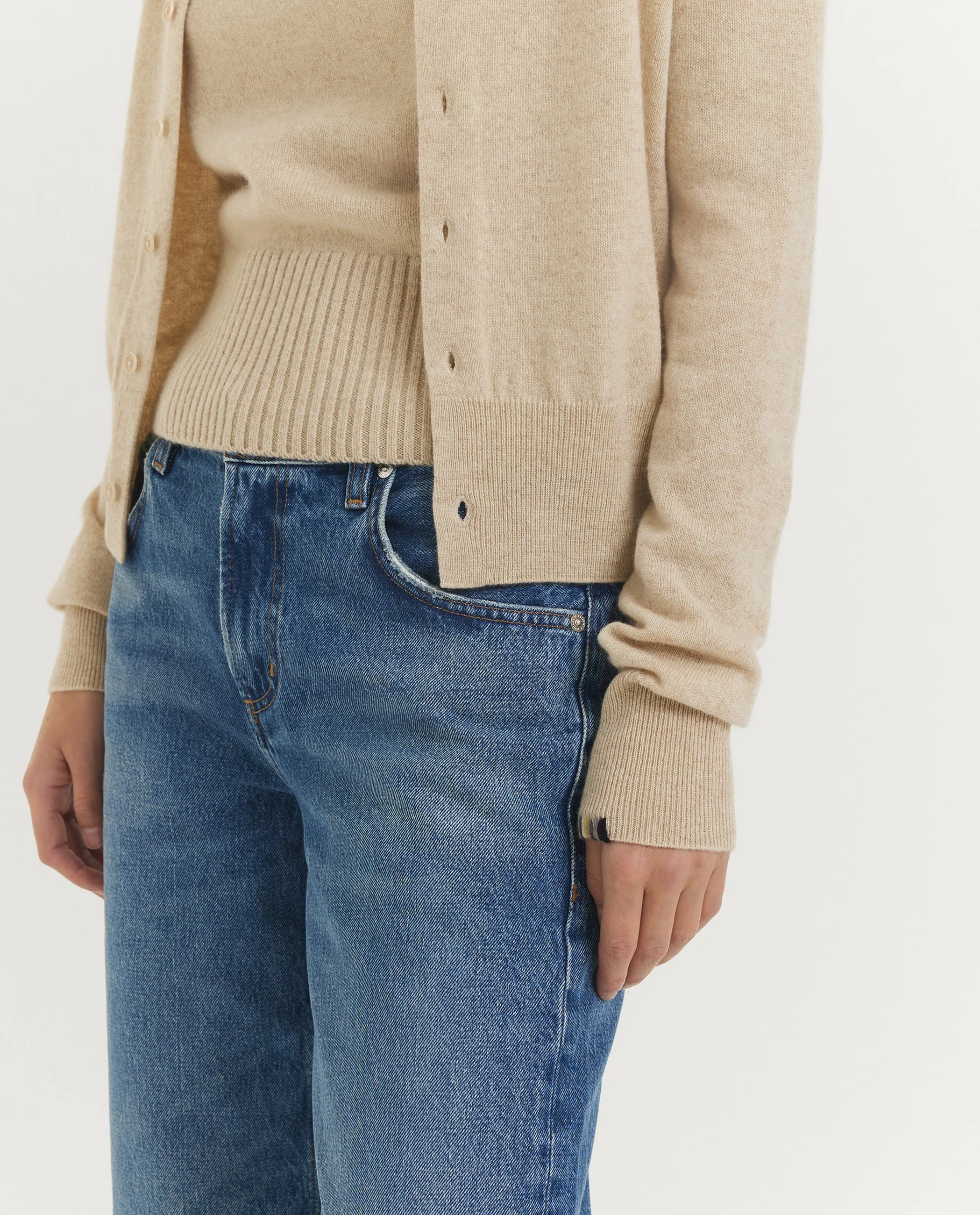 N°300 Little Cashmere Cardigan - Lichtbruin sold by Pauw Amsterdam product image thumbnail 2