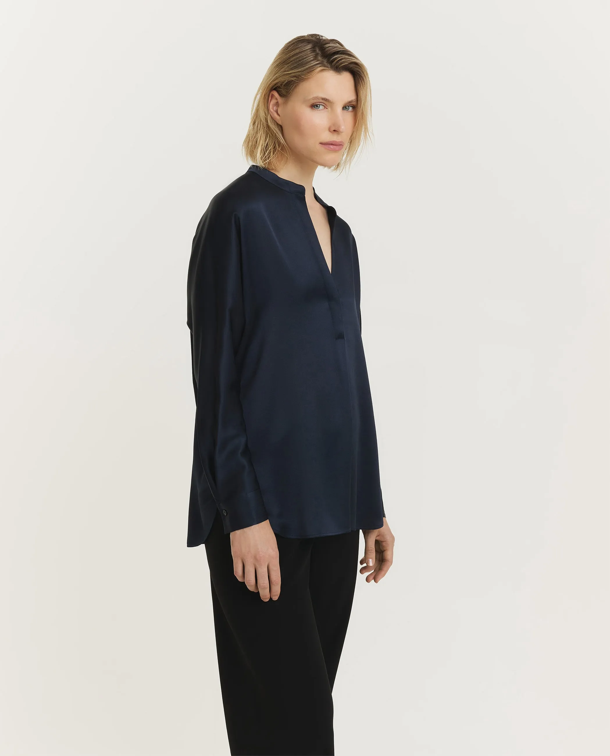 Band Collar Blouse - Donkerblauw sold by Pauw Amsterdam product image thumbnail 4
