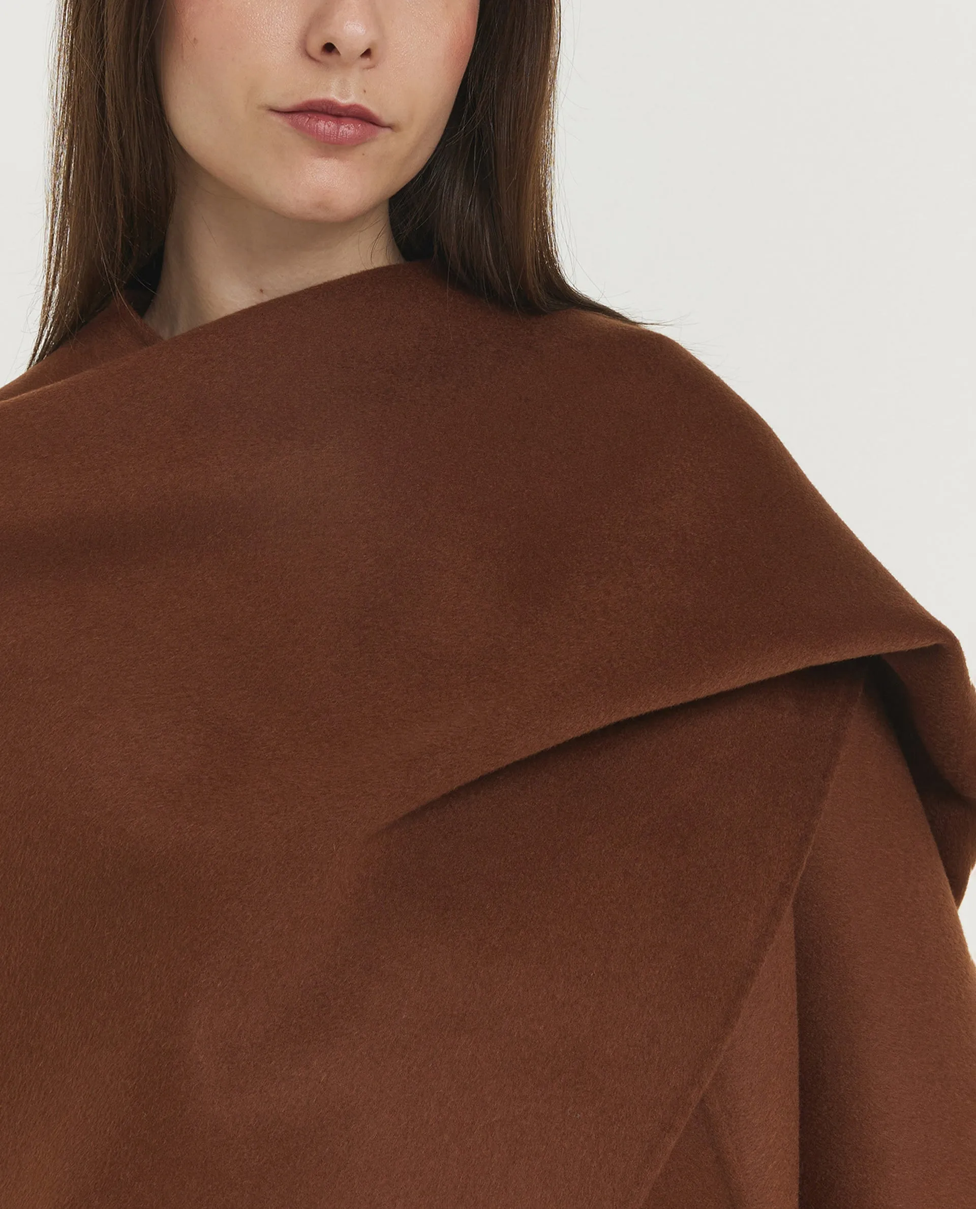 Wol Cashmere Cassidy Cape sold by Pauw Amsterdam product image thumbnail 2