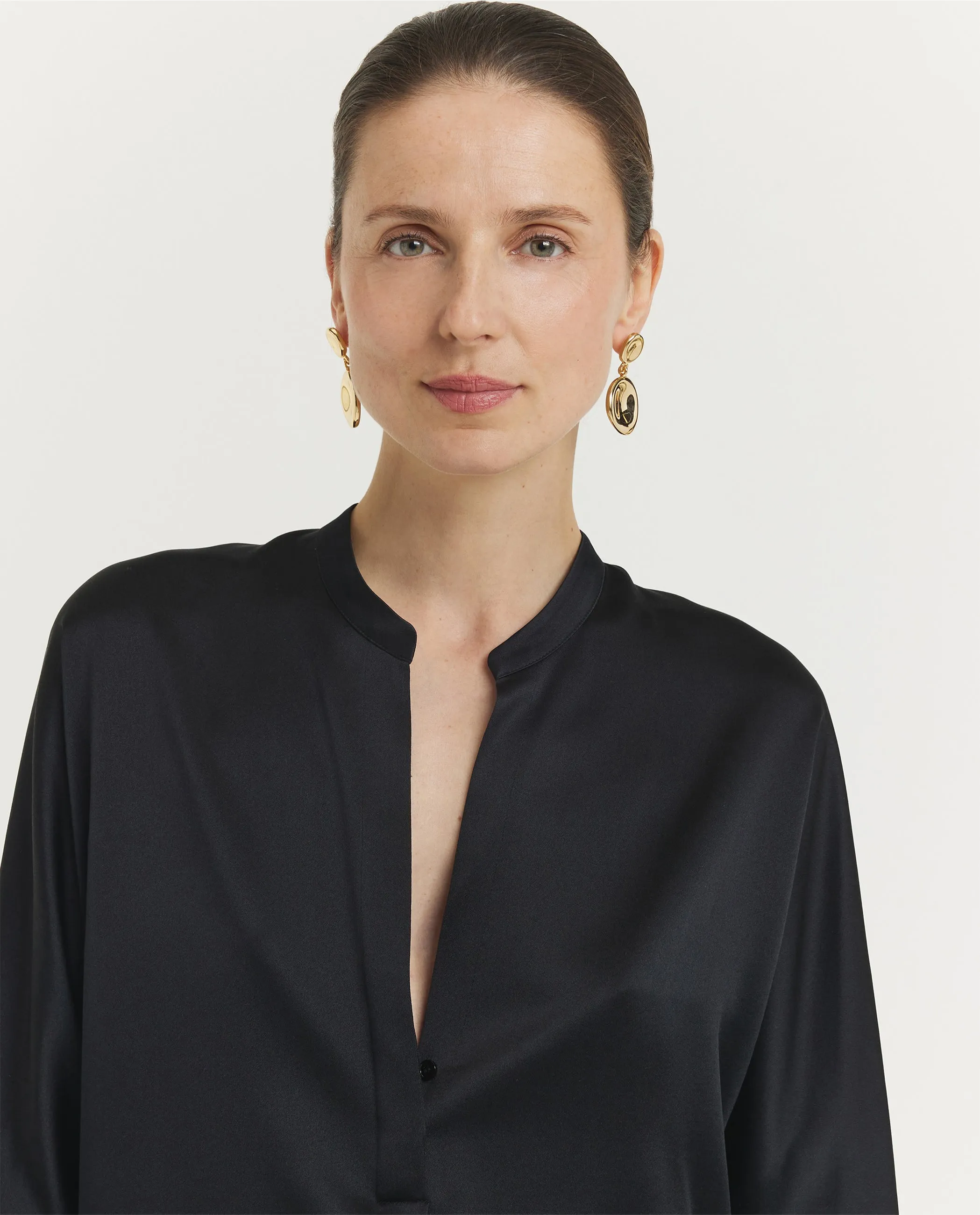 Band Collar Blouse - Zwart sold by Pauw Amsterdam product image thumbnail 2