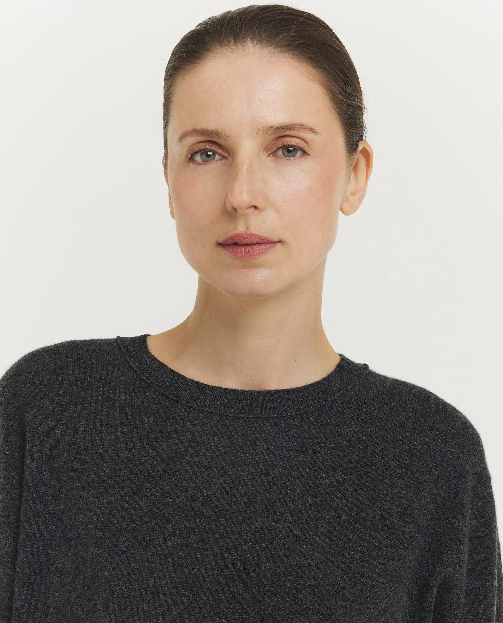 Cashmere Genevra T-Shirt sold by Pauw Amsterdam product image thumbnail 2