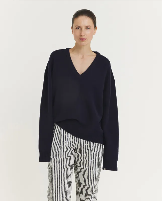 n°457 Jack Cashmere V-Neck Trui - Donkerblauw made by extreme cashmere