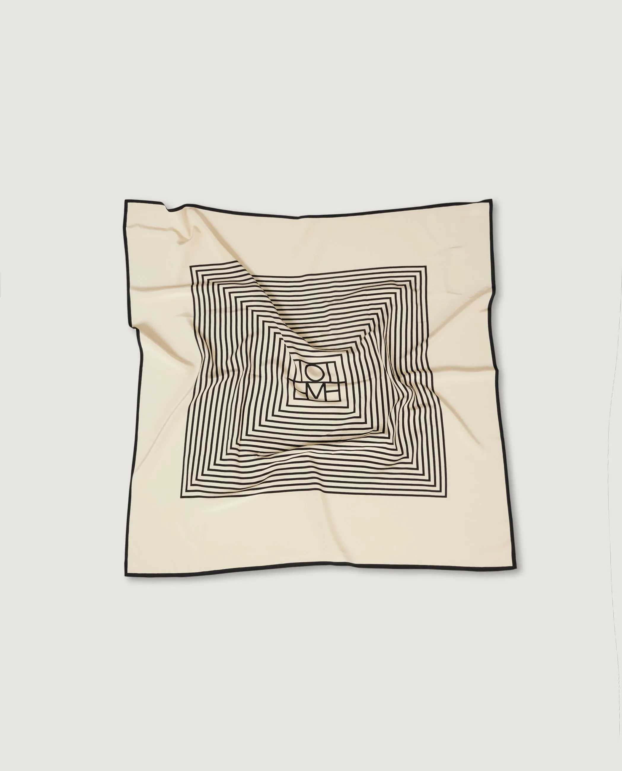 Zijden Centered Monogram Shawl sold by Pauw Amsterdam product image thumbnail 3