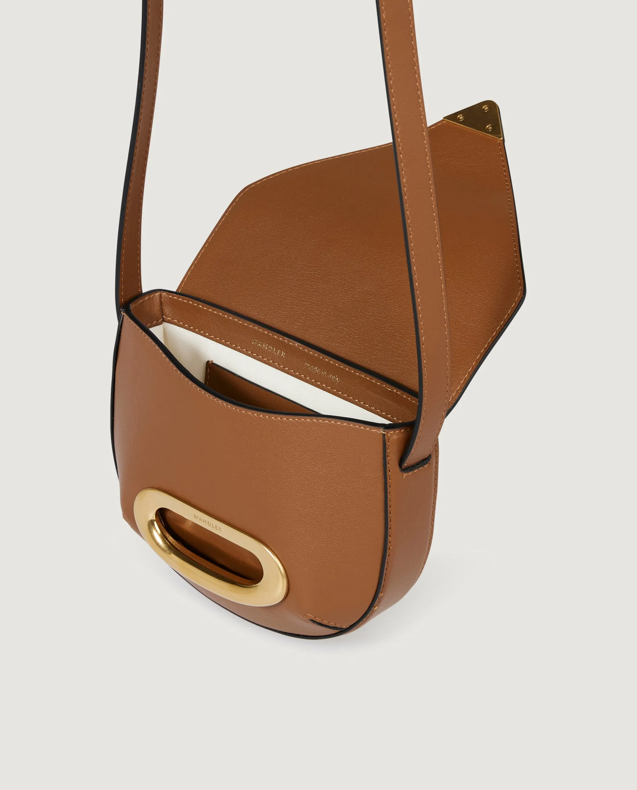 Veneto Crossbody Small sold by Pauw Amsterdam product image thumbnail 4