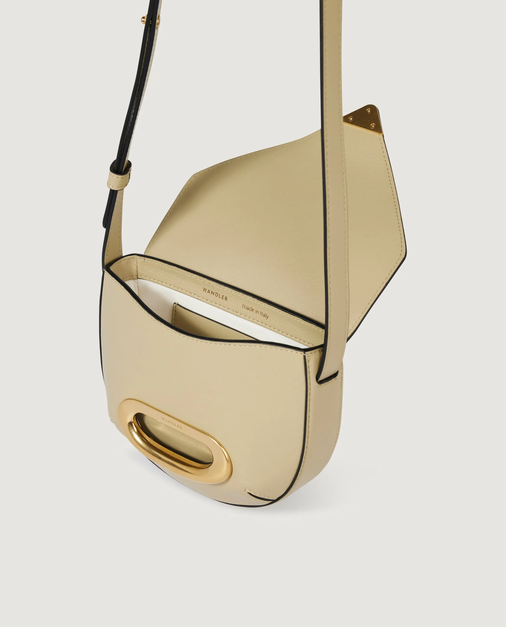 Veneto Crossbody Small sold by Pauw Amsterdam product image thumbnail 4