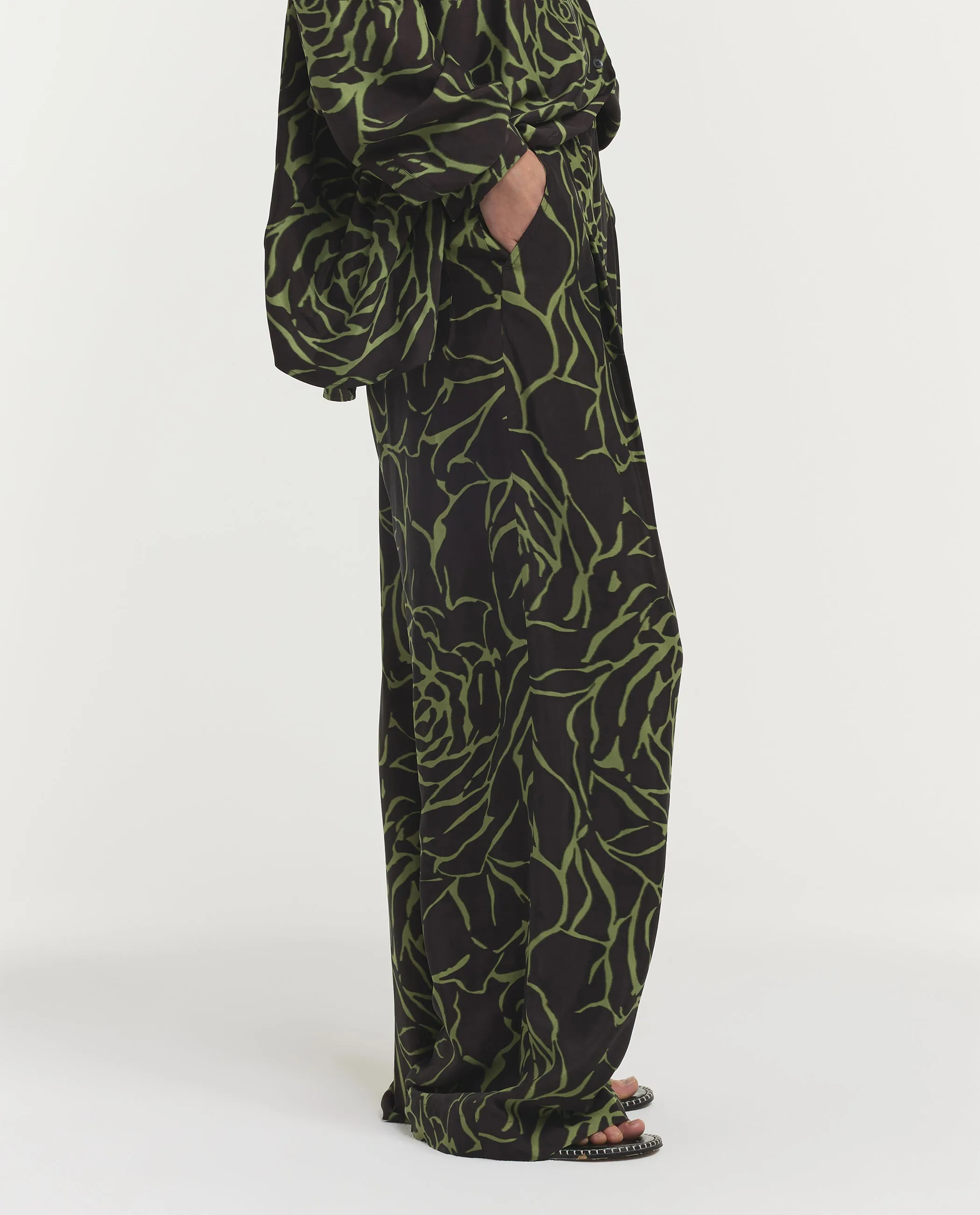 Wijde Geplooide Broek sold by Pauw Amsterdam product image thumbnail 3
