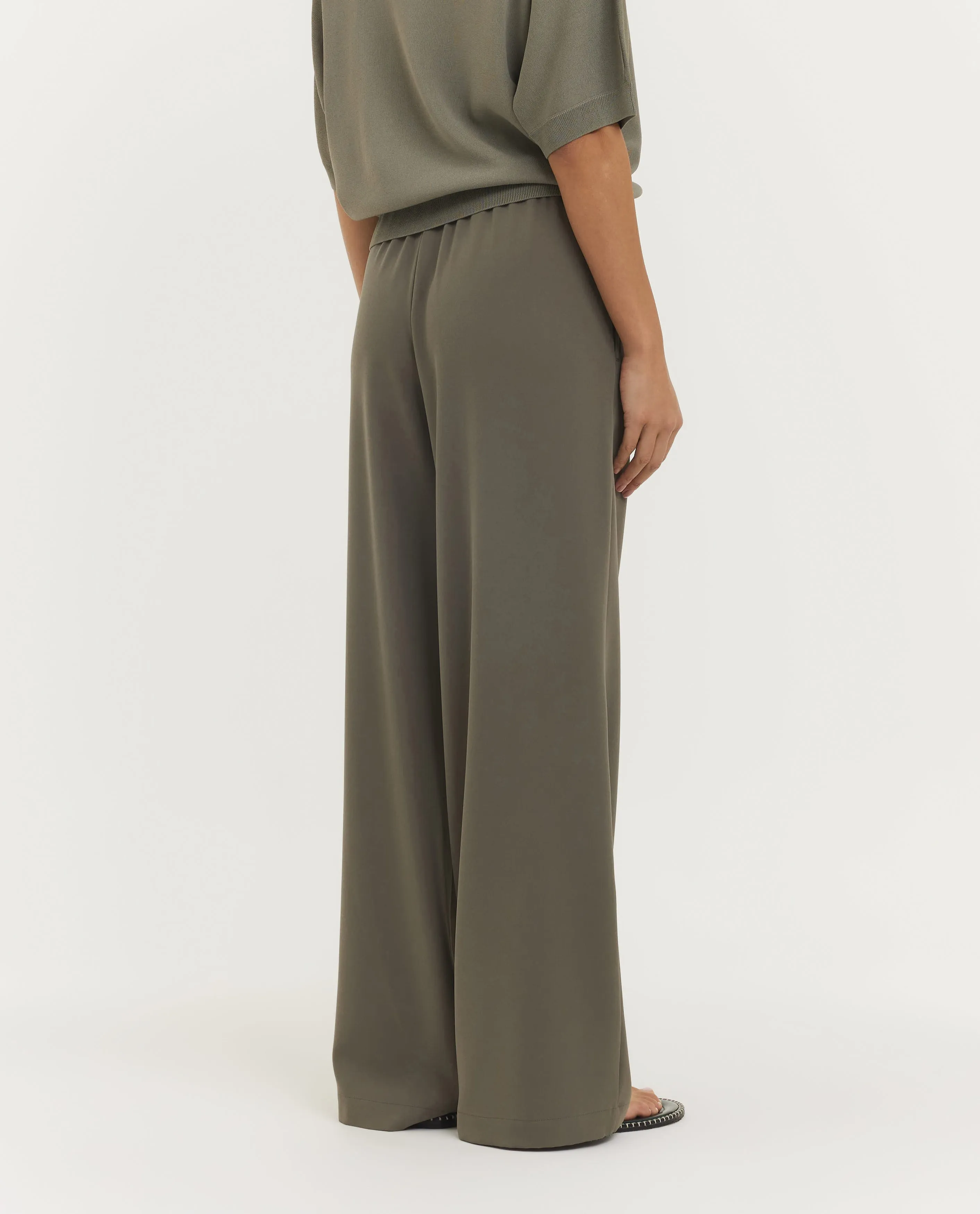 Soepelvallende Wijde Broek sold by Pauw Amsterdam product image thumbnail 4