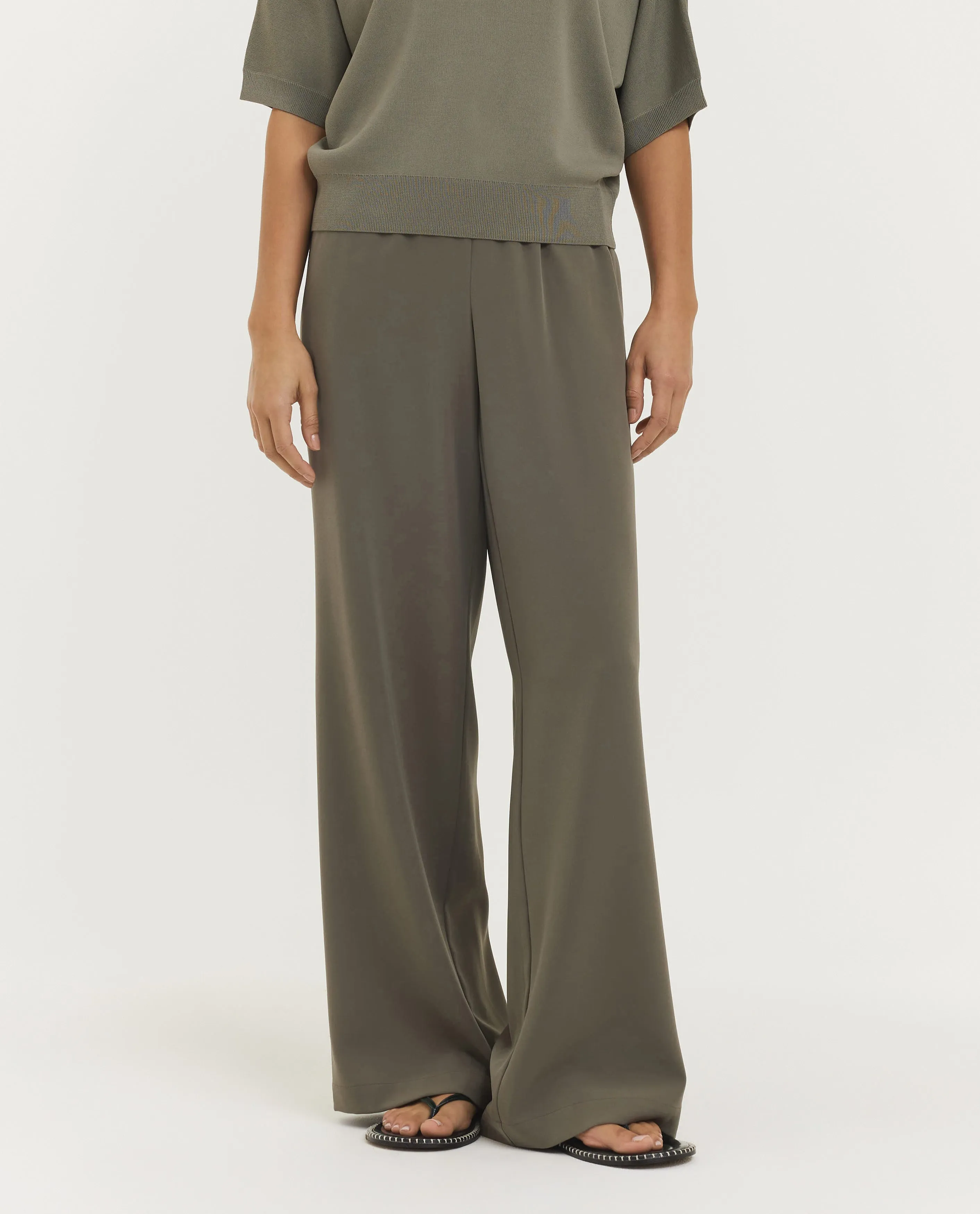 Soepelvallende Wijde Broek sold by Pauw Amsterdam product image thumbnail 2