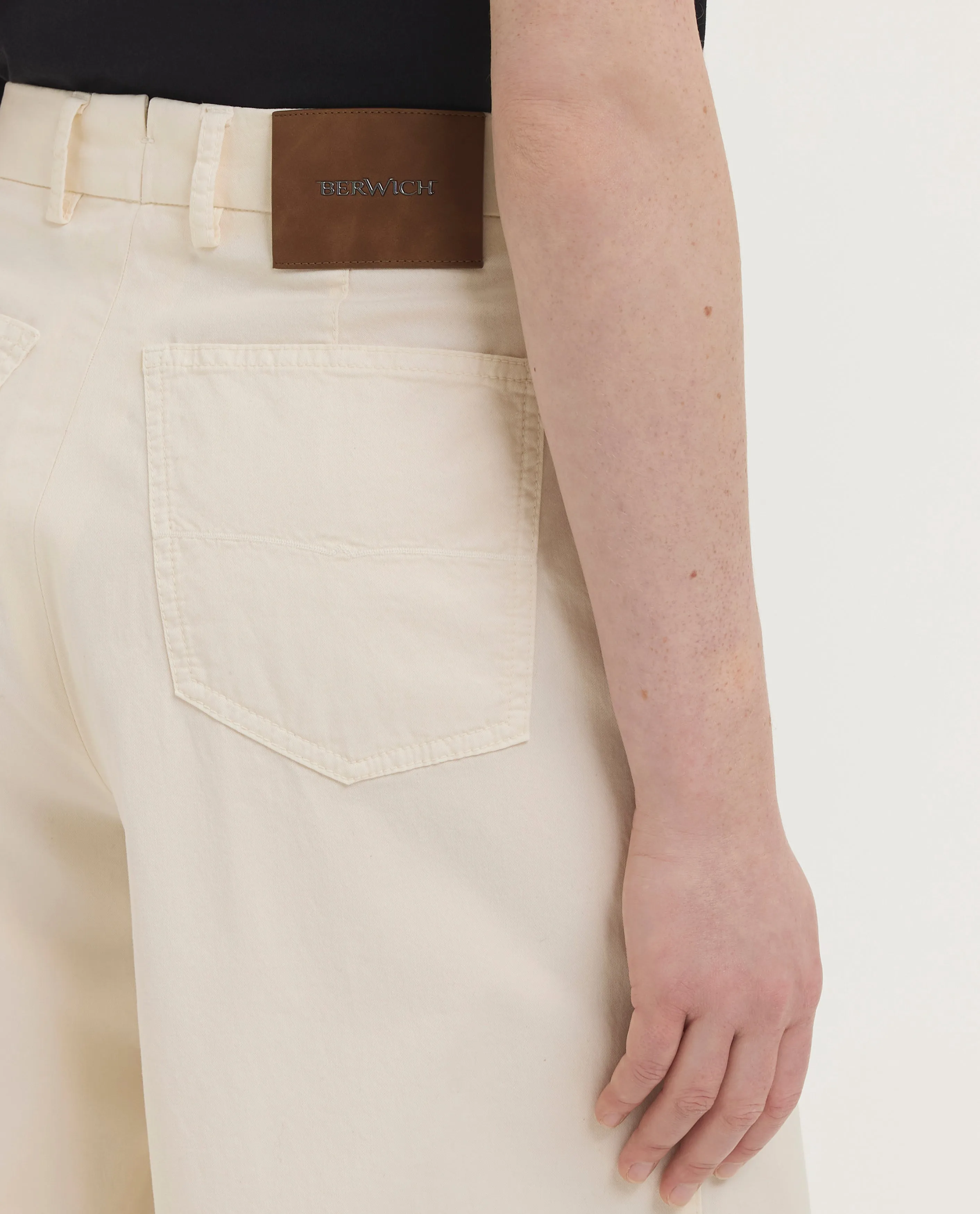 Wijde Stretch Katoenen Broek sold by Pauw Amsterdam product image thumbnail 5