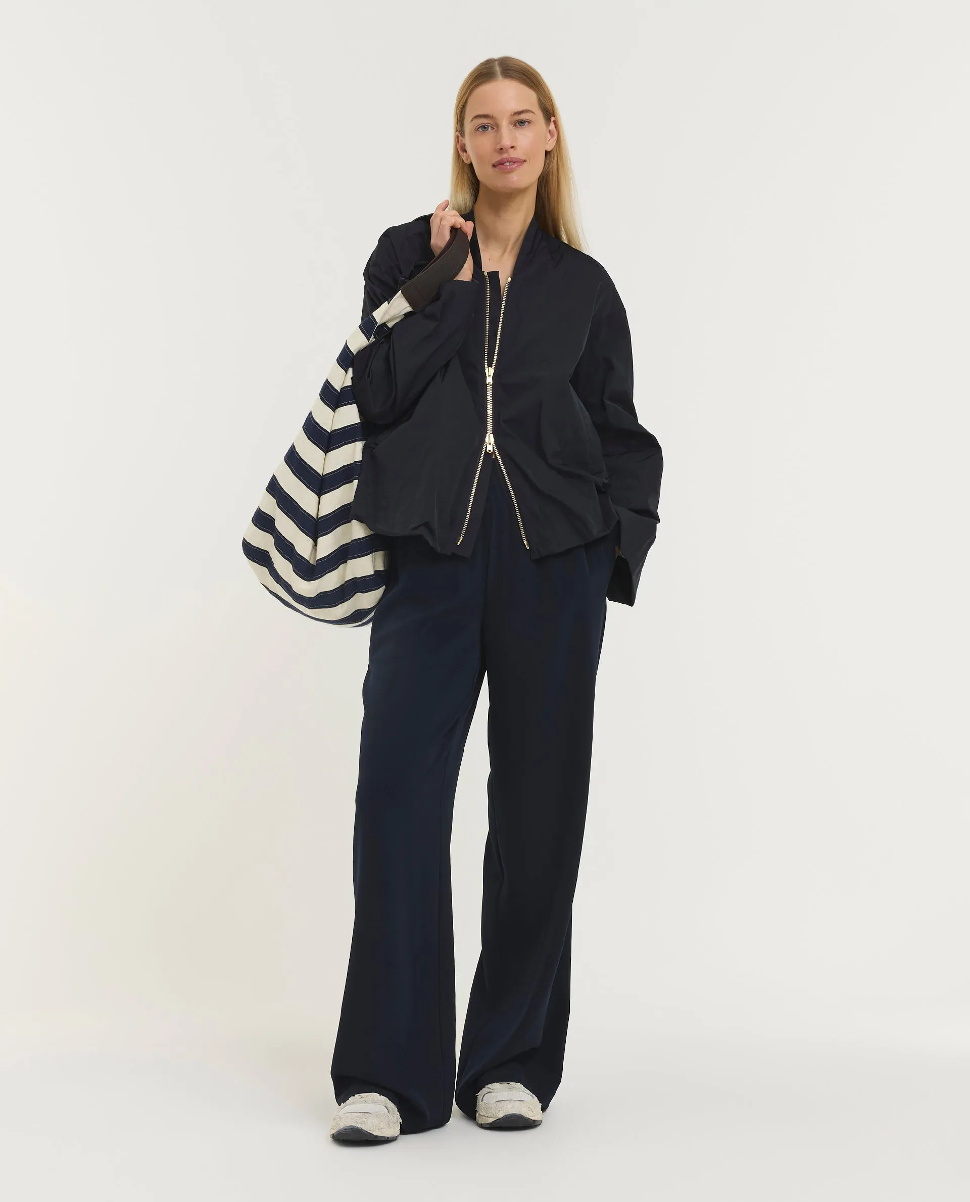 Soepelvallende Wijde Broek sold by Pauw Amsterdam