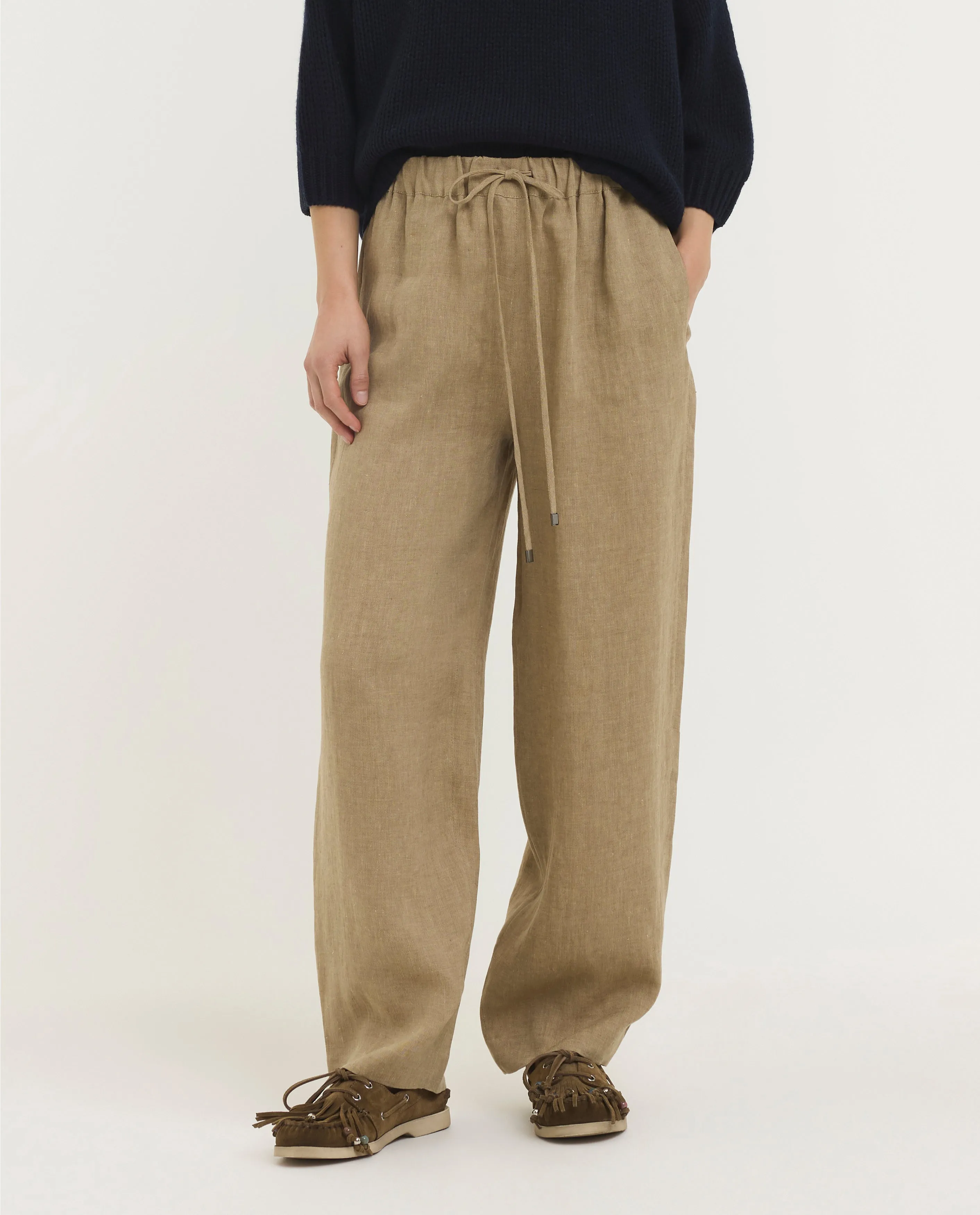 Wijd Linnen Broek sold by Pauw Amsterdam product image thumbnail 2