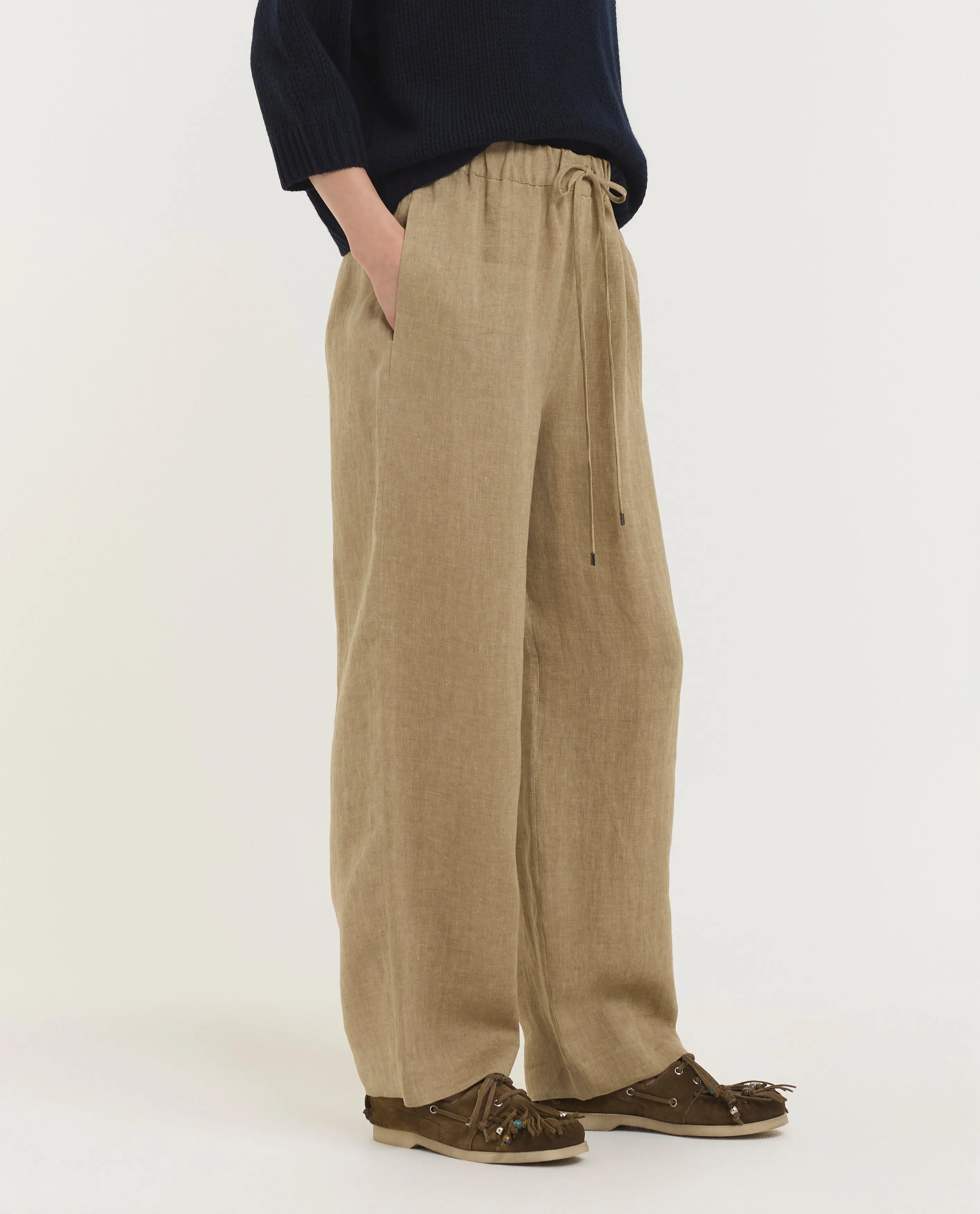 Wijd Linnen Broek sold by Pauw Amsterdam product image thumbnail 3