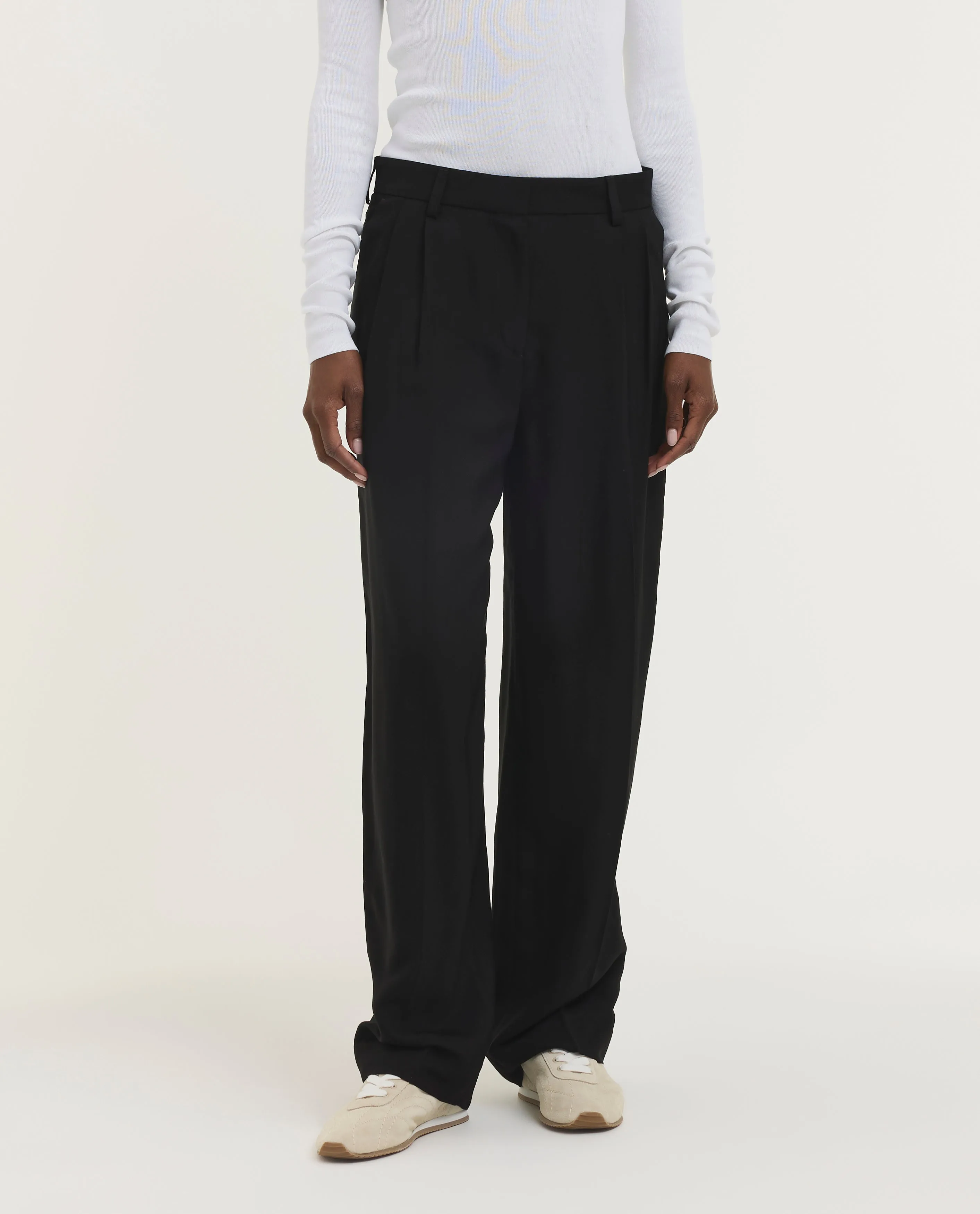 Dubbele Bandplooi Broek sold by Pauw Amsterdam product image thumbnail 2