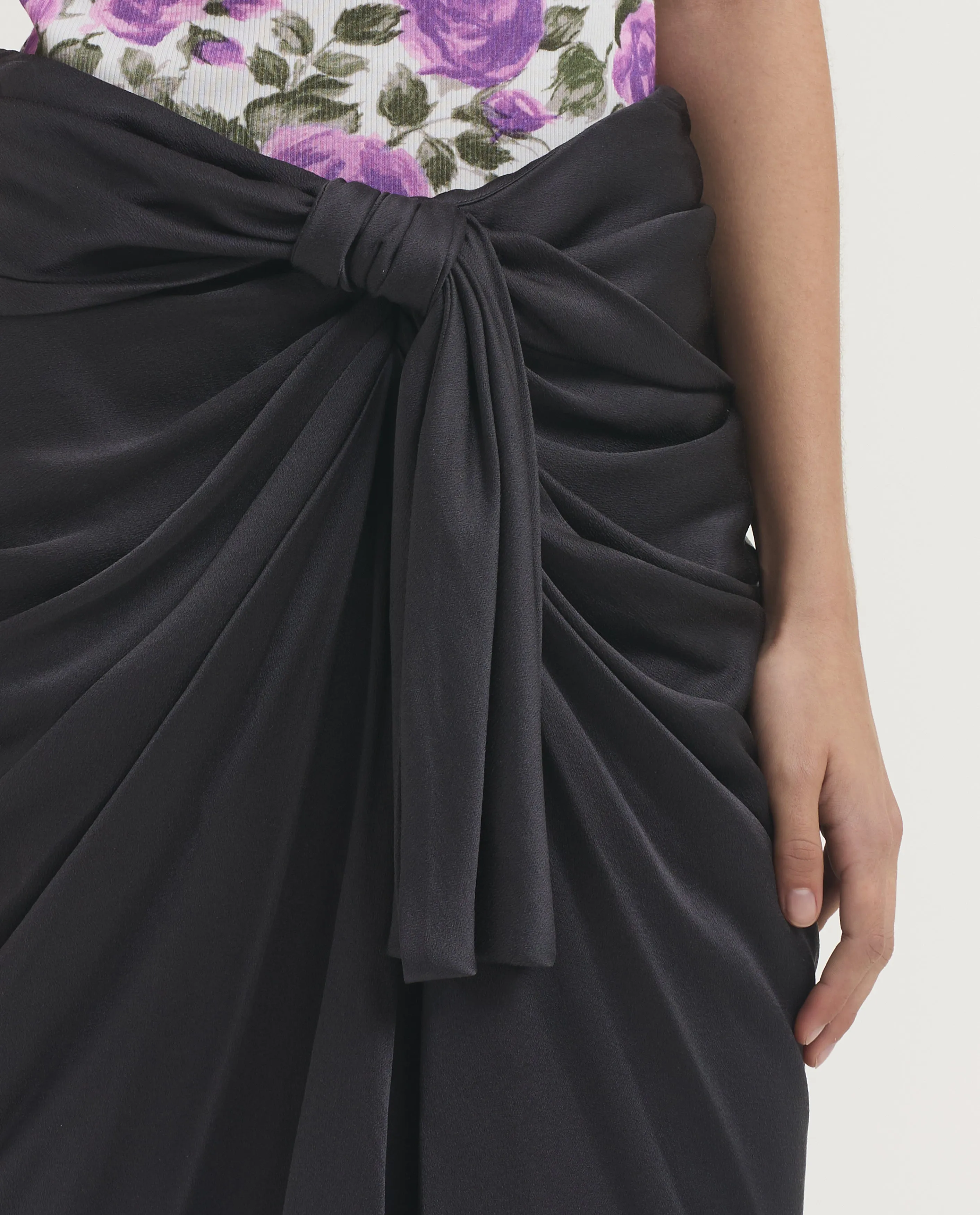 Zijden Wrapped Rok sold by Pauw Amsterdam product image thumbnail 5