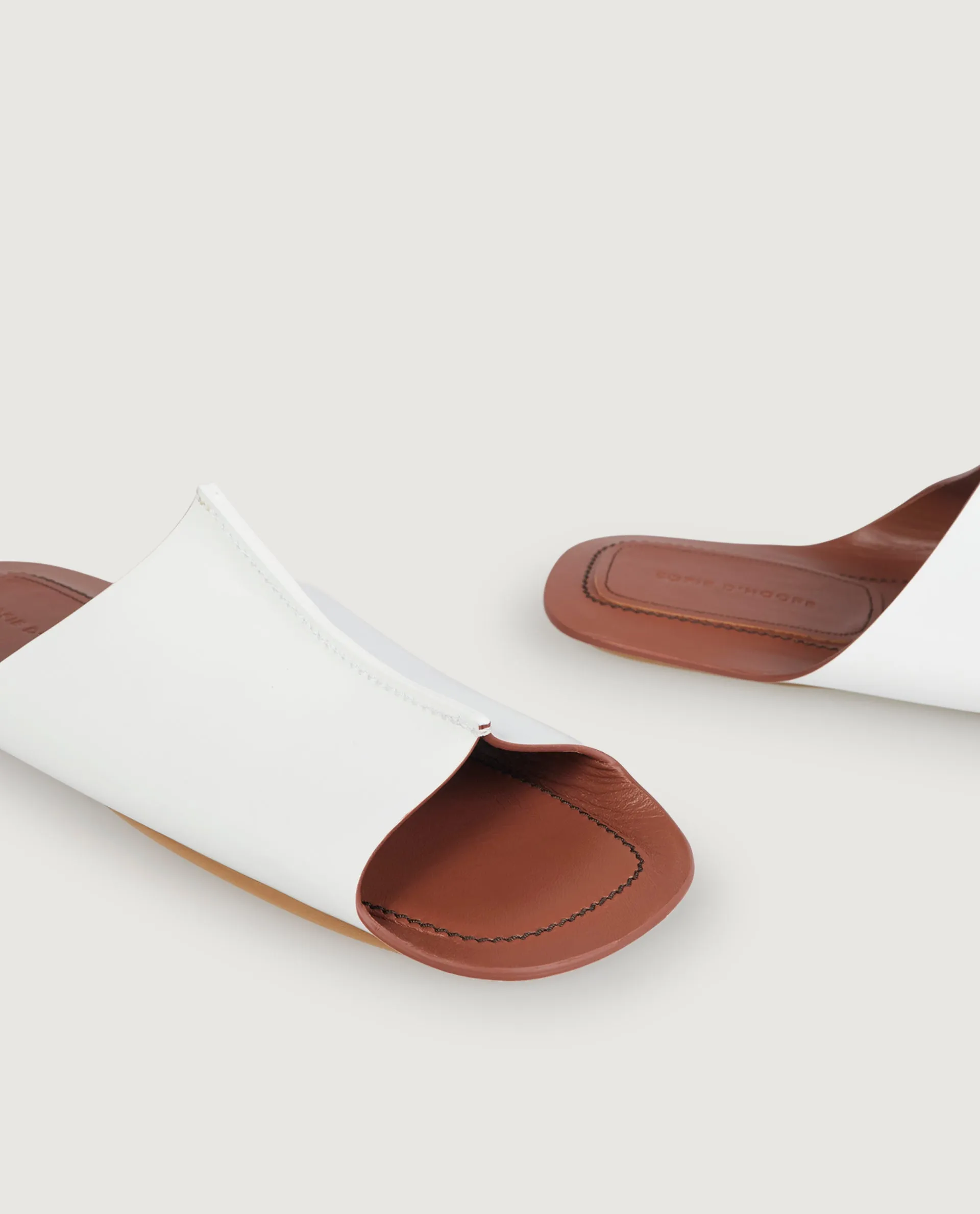 Geborsteld Leren Sandalen sold by Pauw Amsterdam product image thumbnail 2