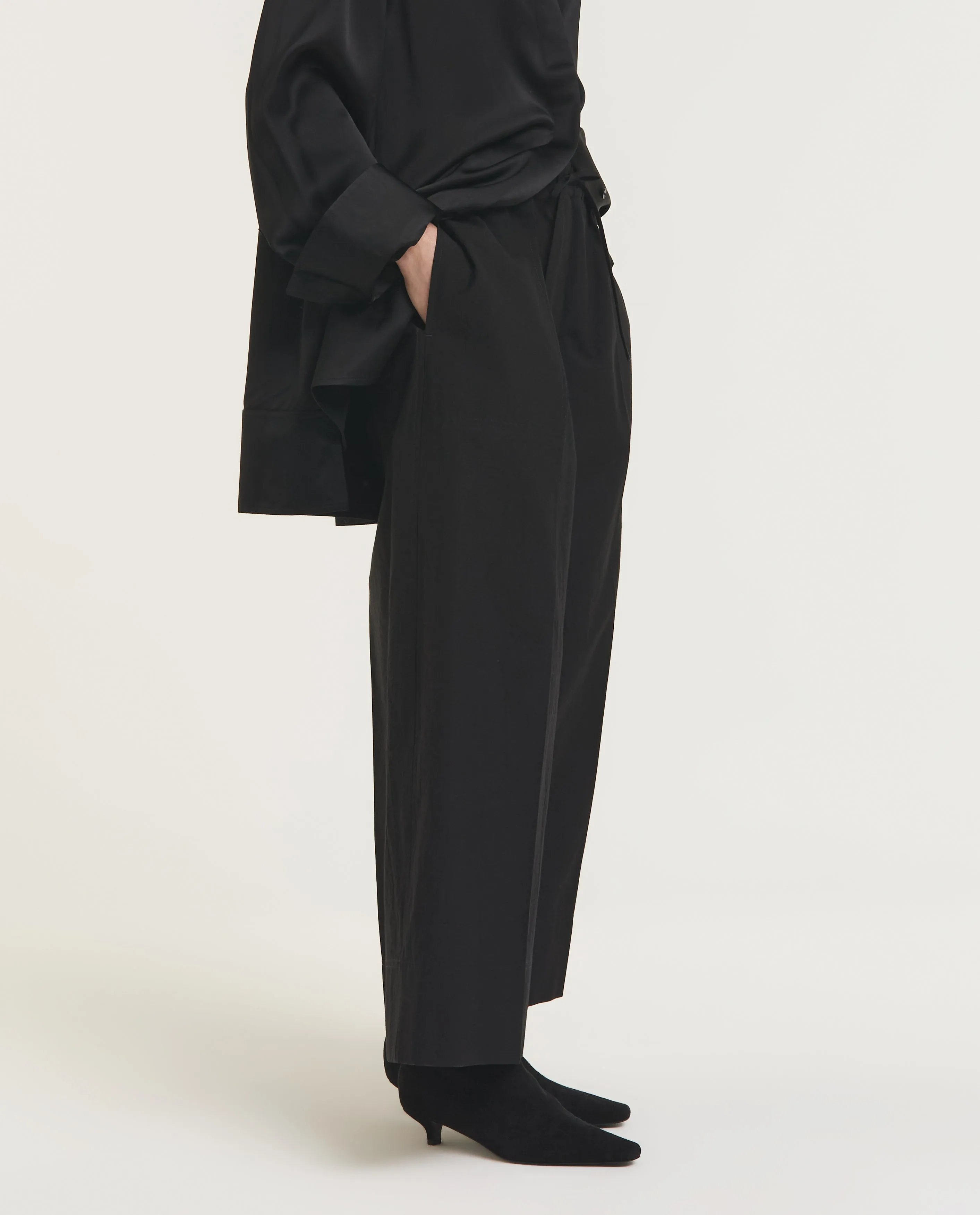Wijde Zomer Broek sold by Pauw Amsterdam product image thumbnail 3