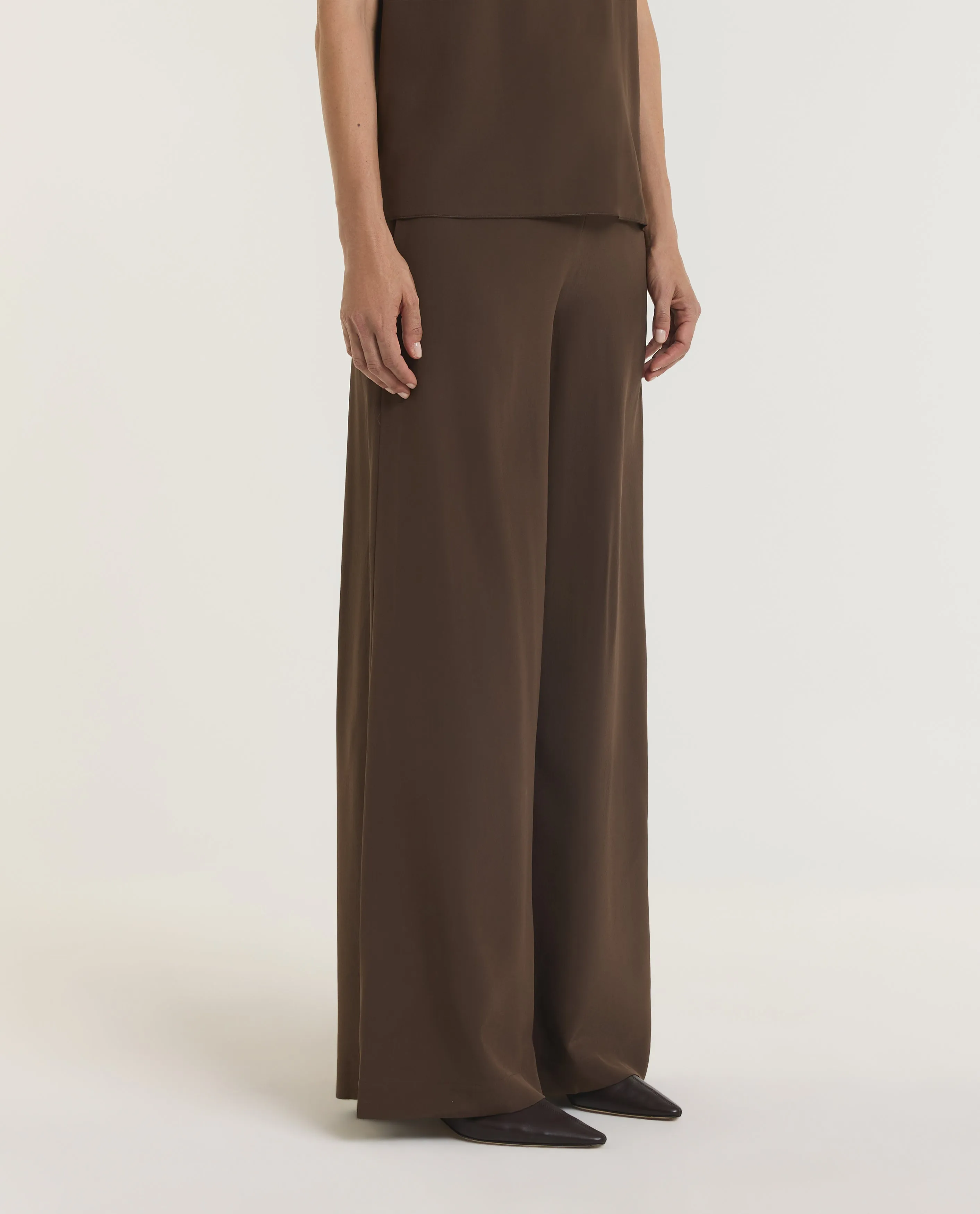 Rihani Zijden Broek sold by Pauw Amsterdam product image thumbnail 3