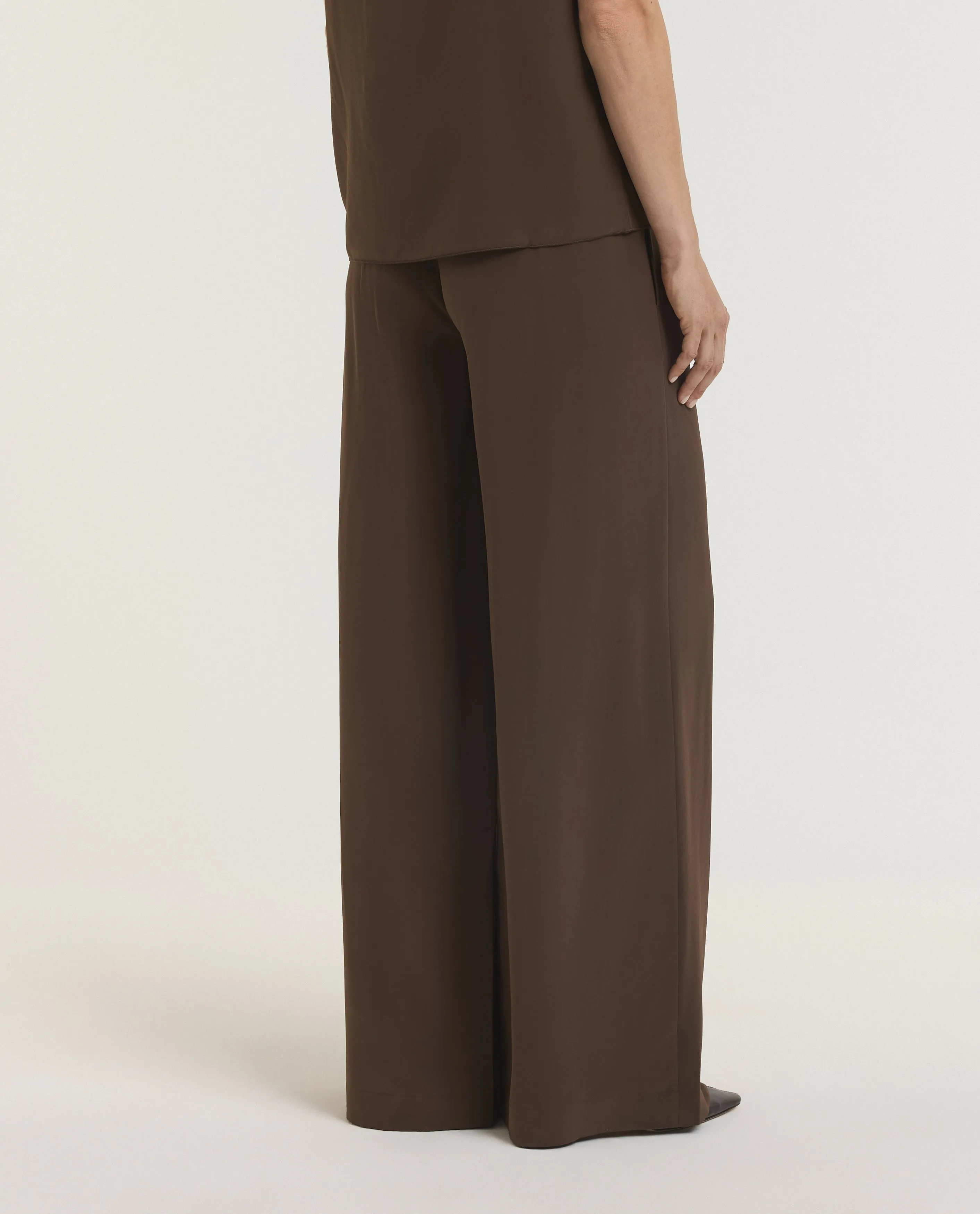 Rihani Zijden Broek sold by Pauw Amsterdam product image thumbnail 4