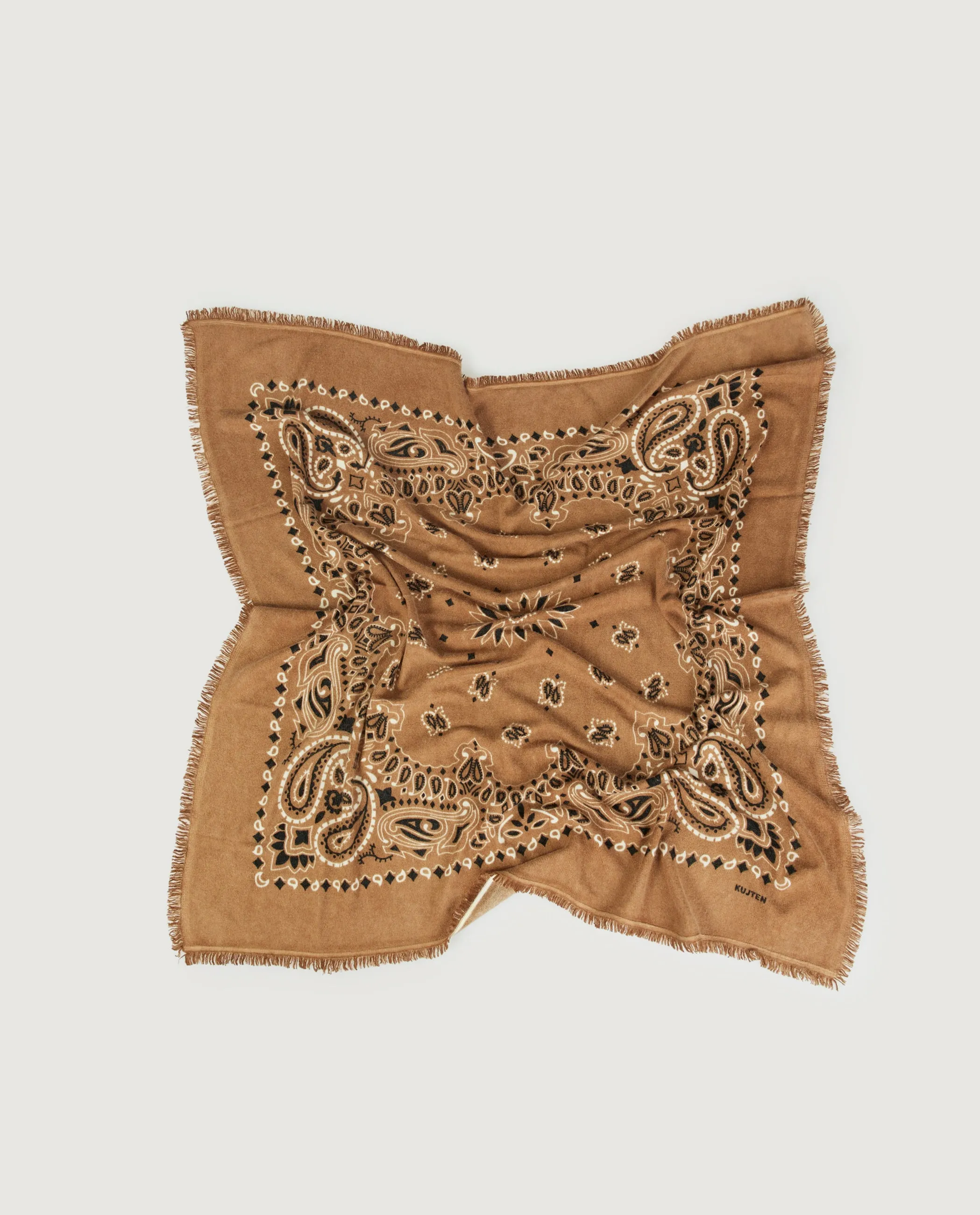 Grand Bandana Hachiko sold by Pauw Amsterdam product image thumbnail 3