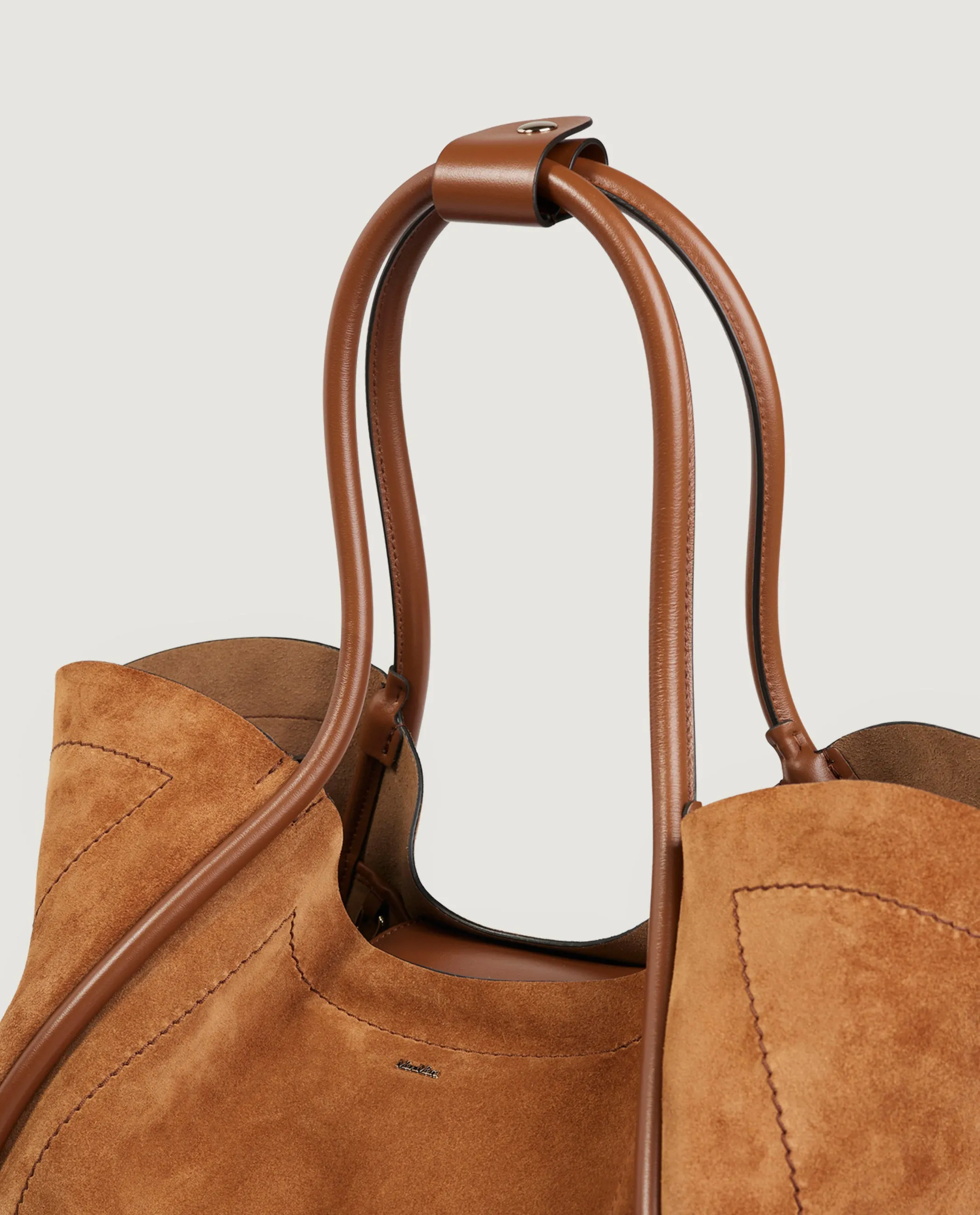 Suede Marine Tas sold by Pauw Amsterdam product image thumbnail 3