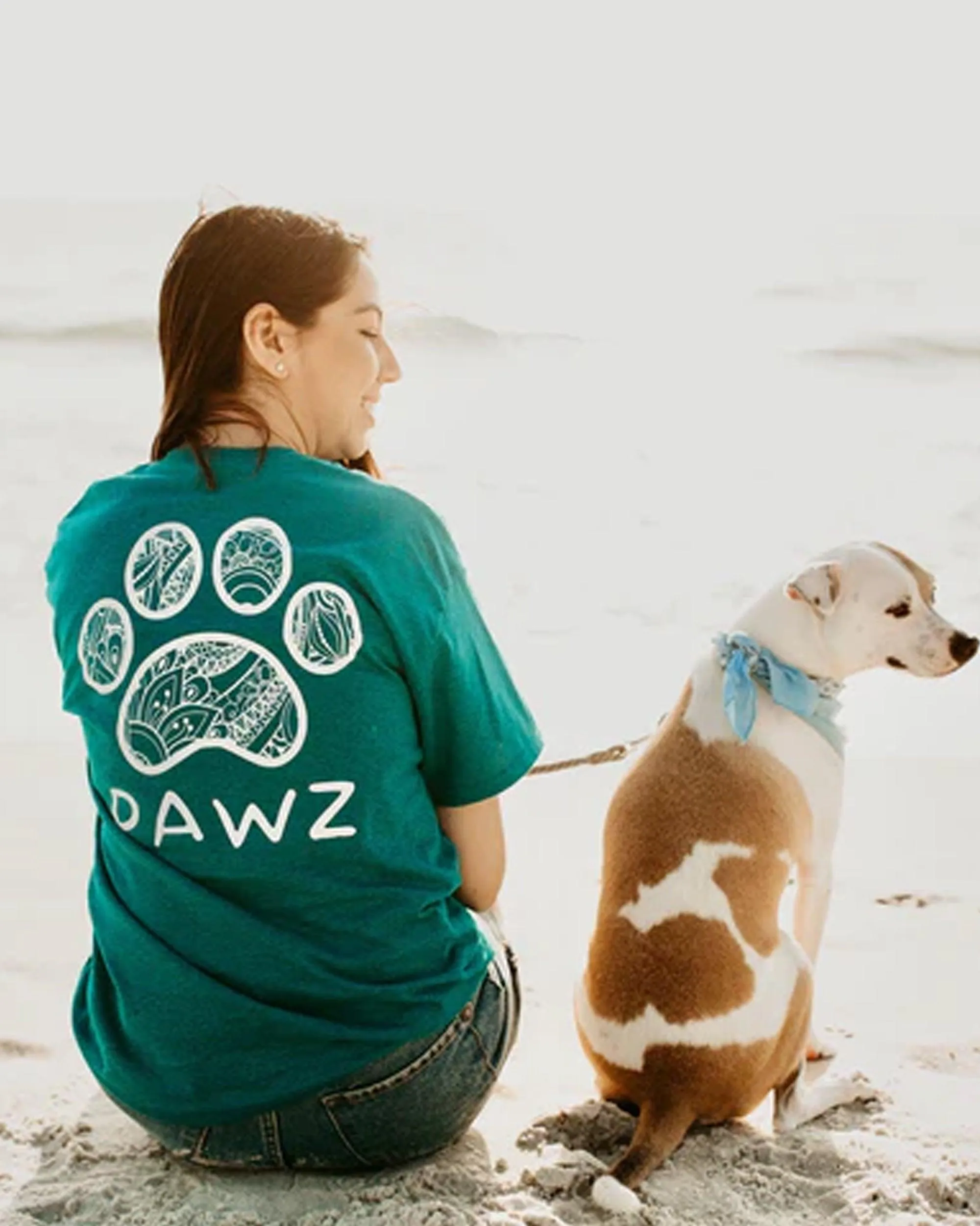 WHITE FLORAL PRINT TEAL TEE sold by PAWZ