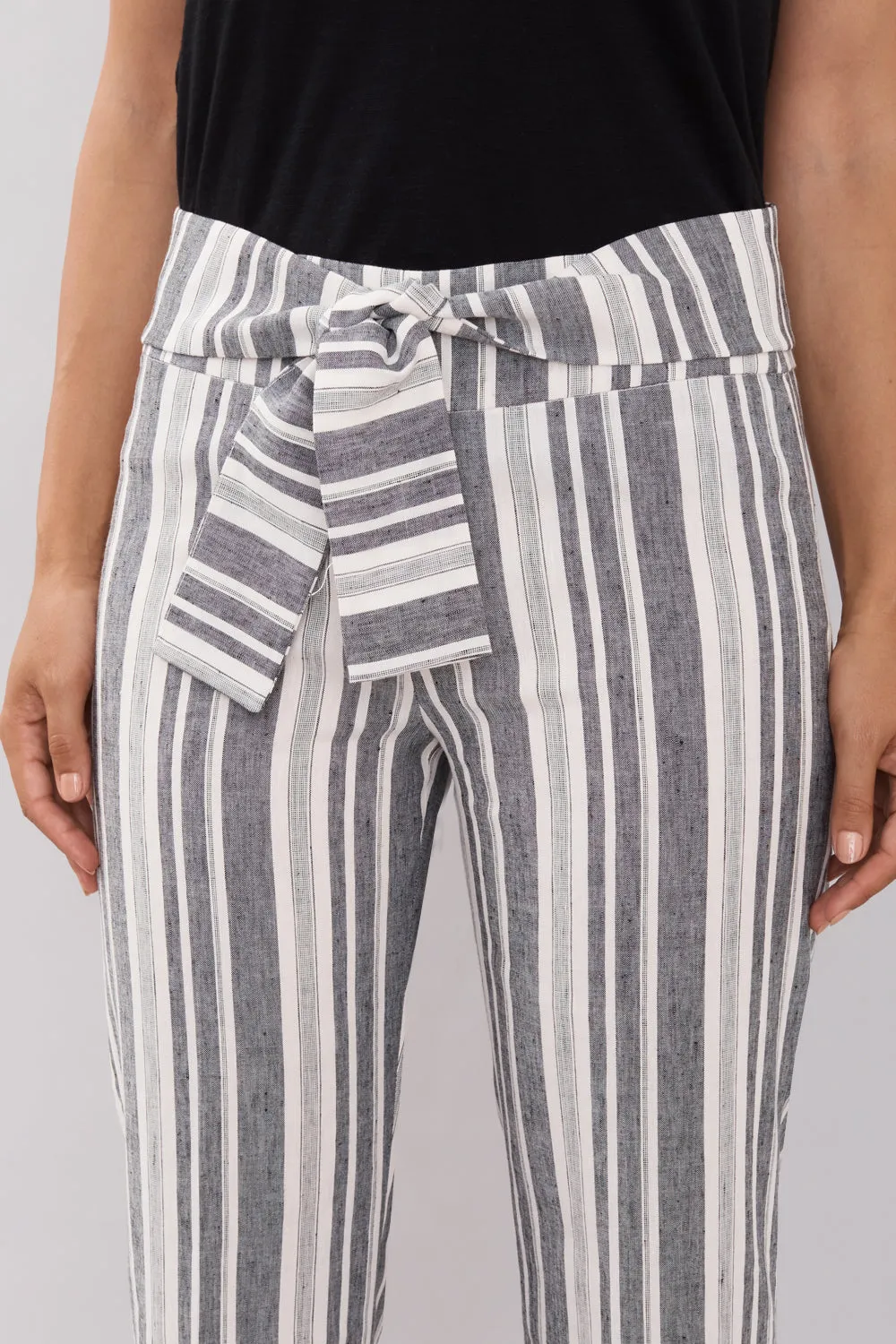 Noah Crop Pant - Liberty Linen: FINAL SALE sold by Peace of Cloth product image thumbnail 3