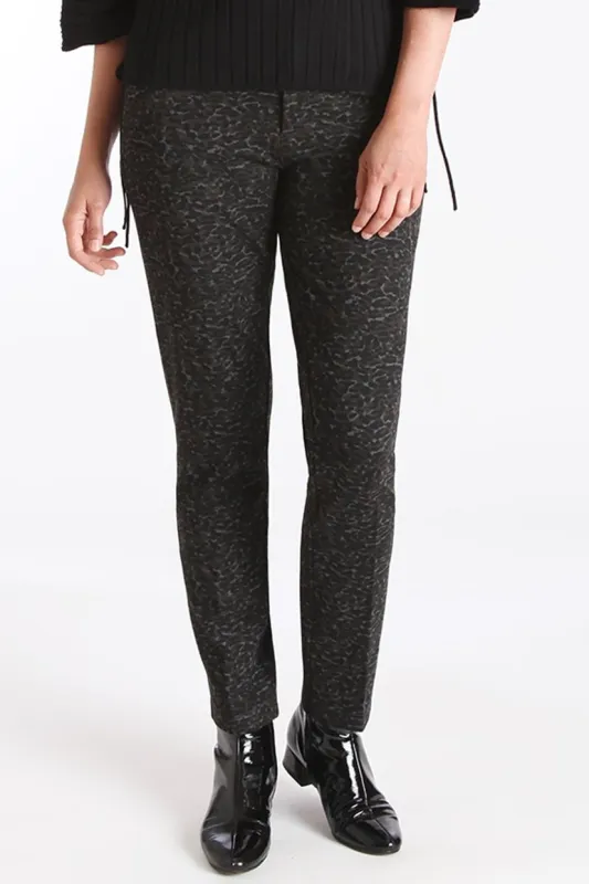 Twiggy Slim Jean - Knit Print: FINAL SALE sold by Peace of Cloth