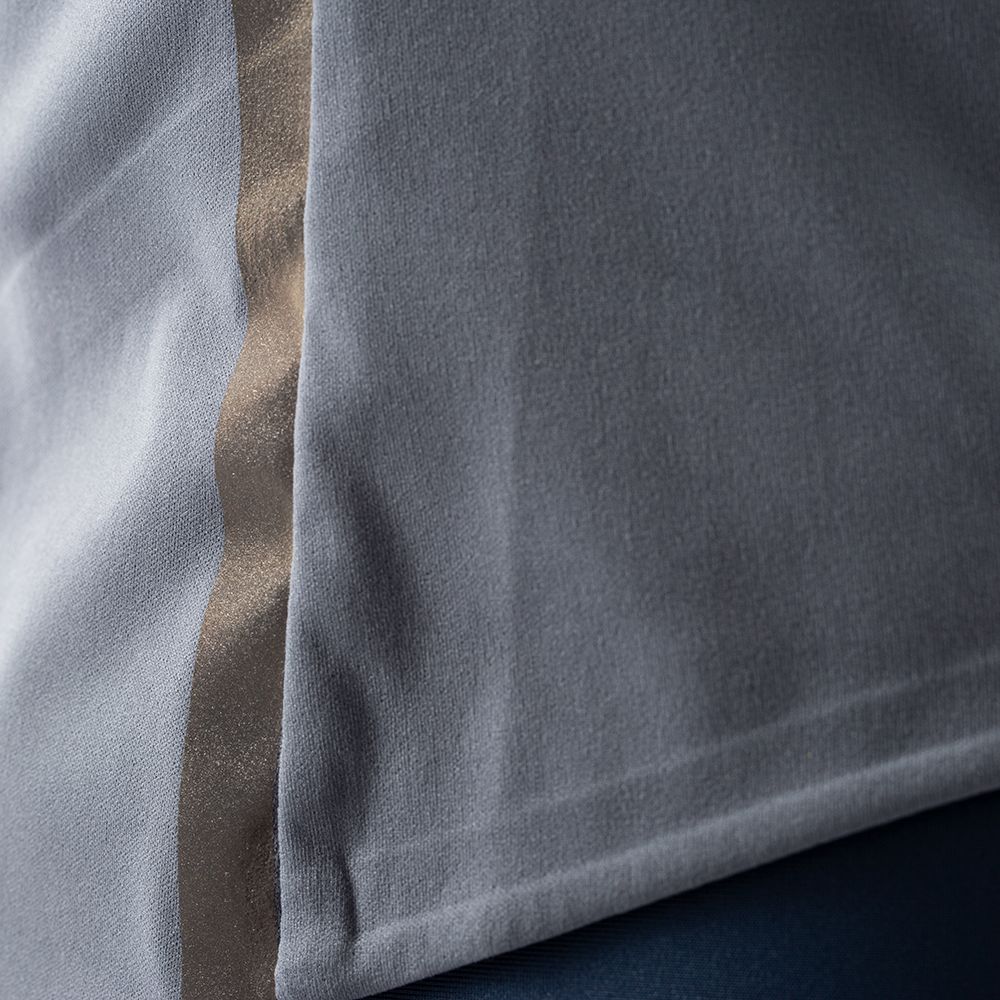 Women's PRO Barrier Jacket sold by Pearl Izumi product image thumbnail 3