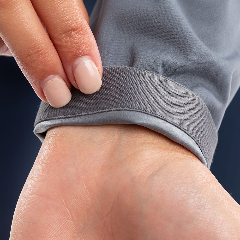 Women's PRO Barrier Jacket sold by Pearl Izumi product image thumbnail 5