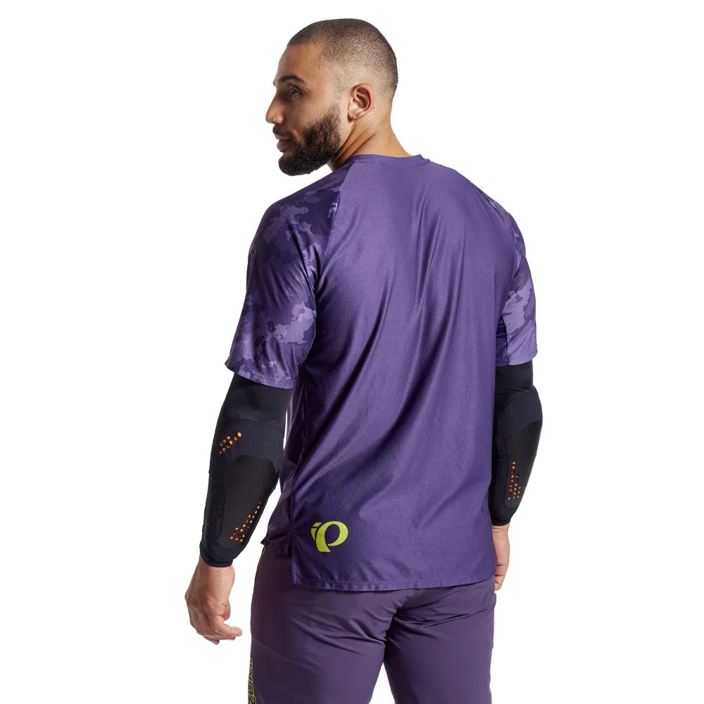 Men's Elevate Shorts sold by Pearl Izumi product image thumbnail 4