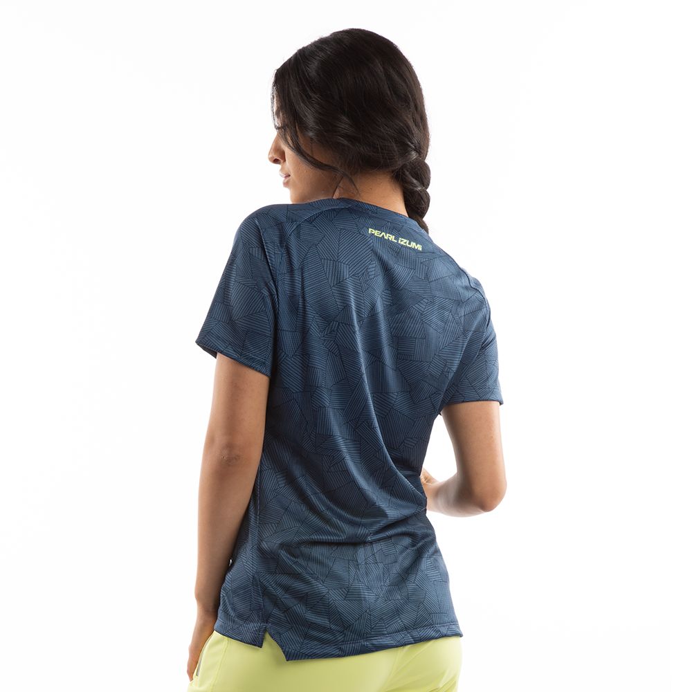 Women's Summit Top sold by Pearl Izumi product image thumbnail 4
