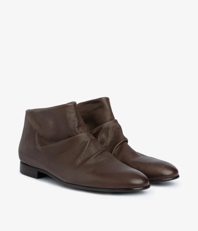 ganga / brown clarabelle calf-brown made by Pedro Garcia