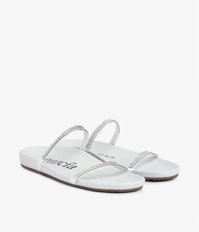 amanda / white nappa made by Pedro Garcia